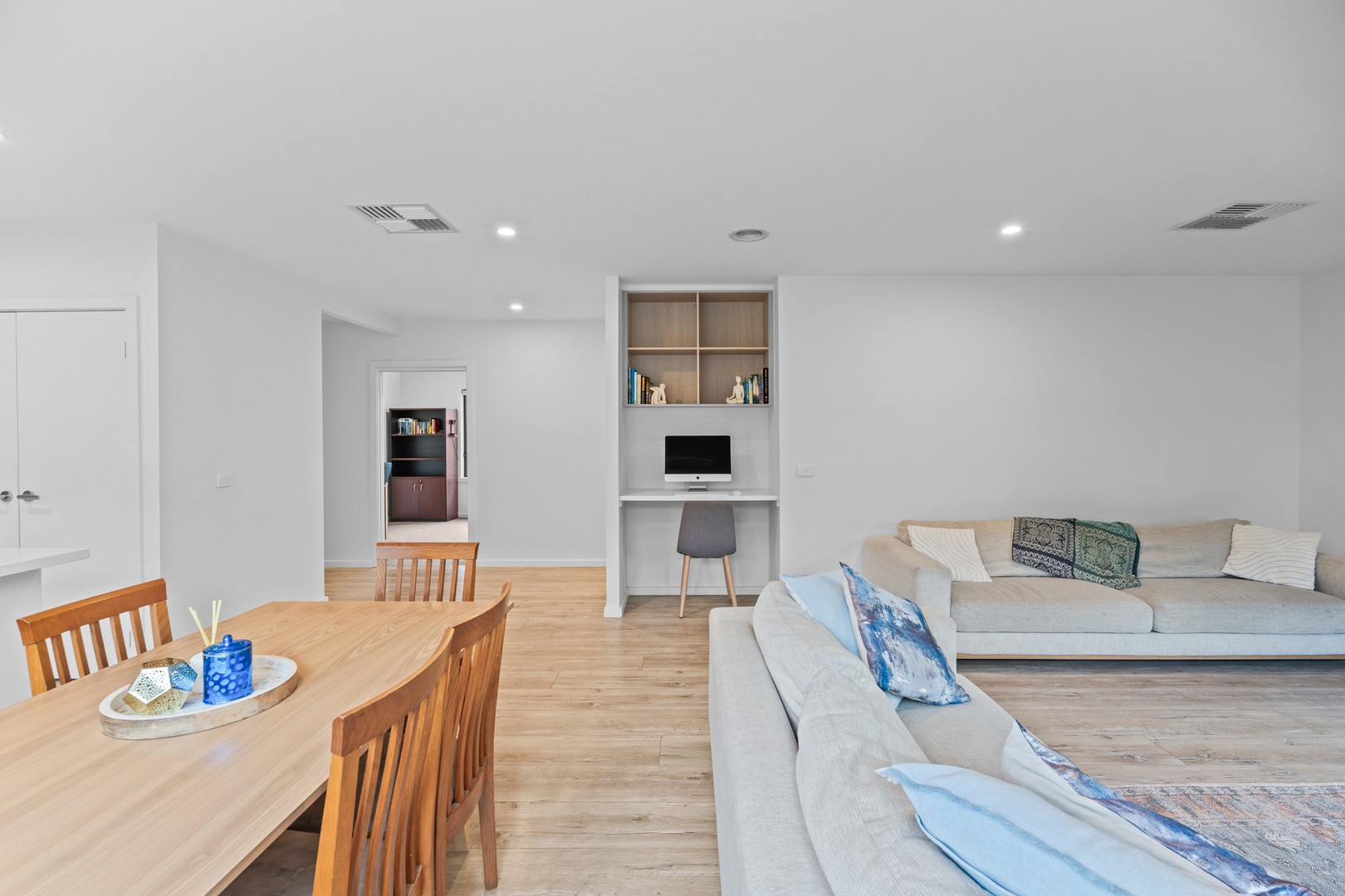 52 Galveston Avenue, Fraser Rise, VIC 3336, Fraser Rise - Thumbnail 3