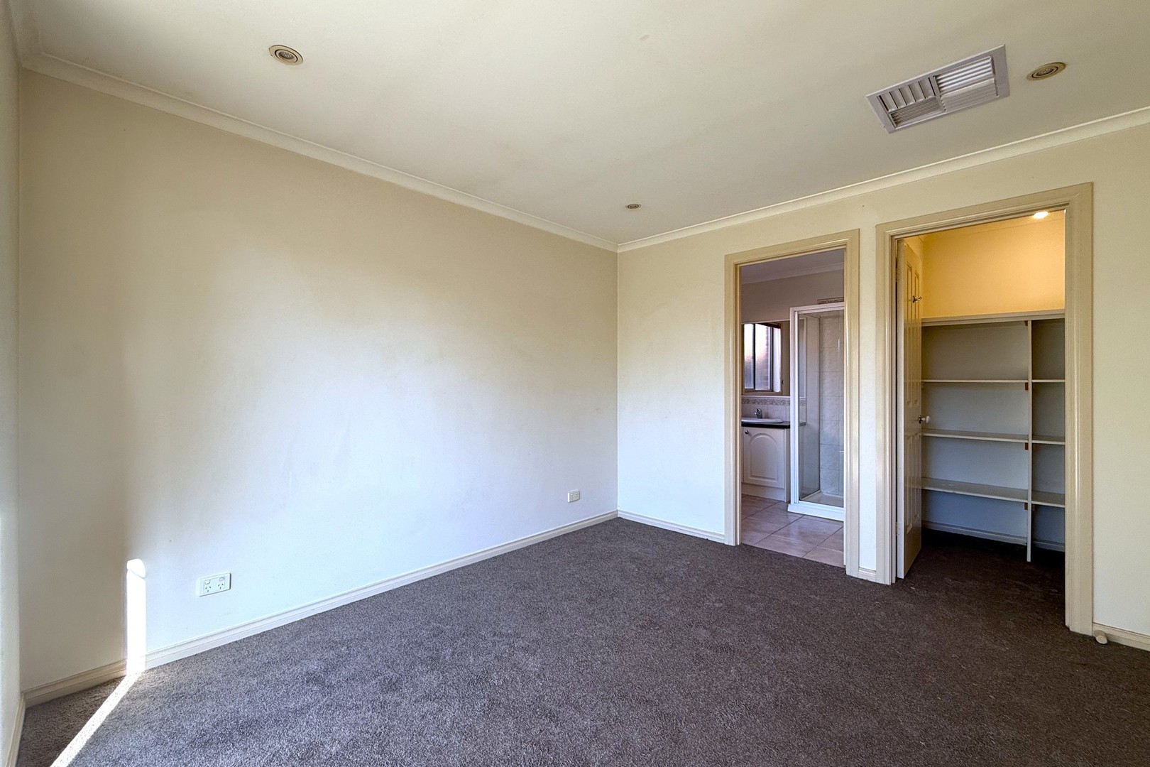 52 Grampians Way, Caroline Springs, VIC 3023, Caroline Springs - Thumbnail 5