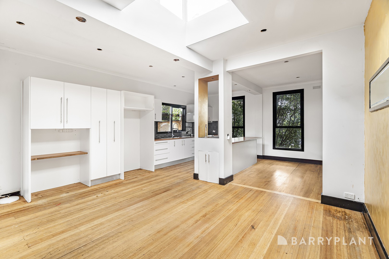 52 Grandvalley Drive, Chirnside Park, VIC 3116, Chirnside Park - Thumbnail 4