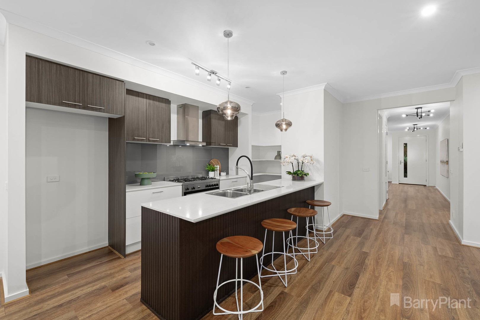 11 Glover Avenue, Pooraka SA 5095, Pooraka - Thumbnail 2