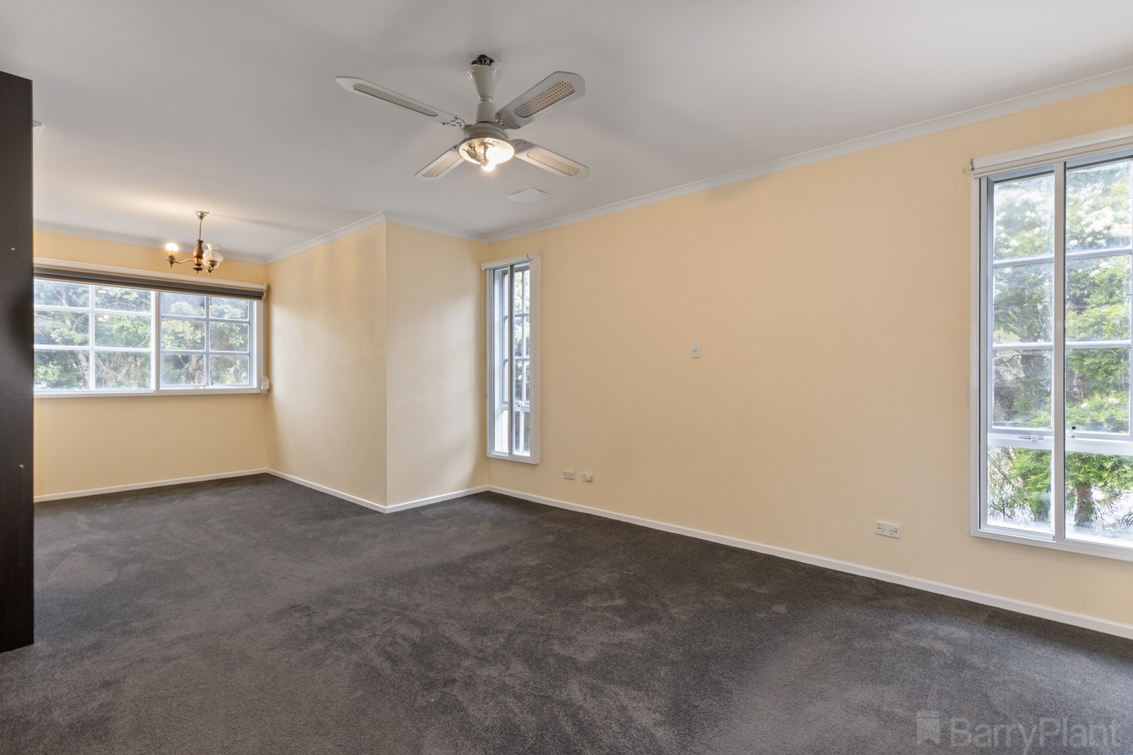 52 Highfield Avenue, Warranwood, VIC 3134, Warranwood - Thumbnail 3