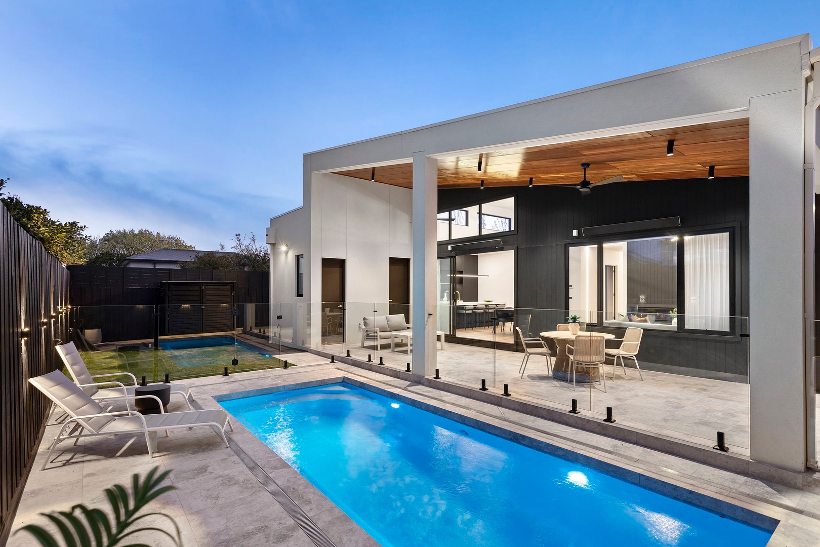 52 Hoffmans Road, Essendon, VIC 3040 - Thumbnail 2 - 25/09/2023