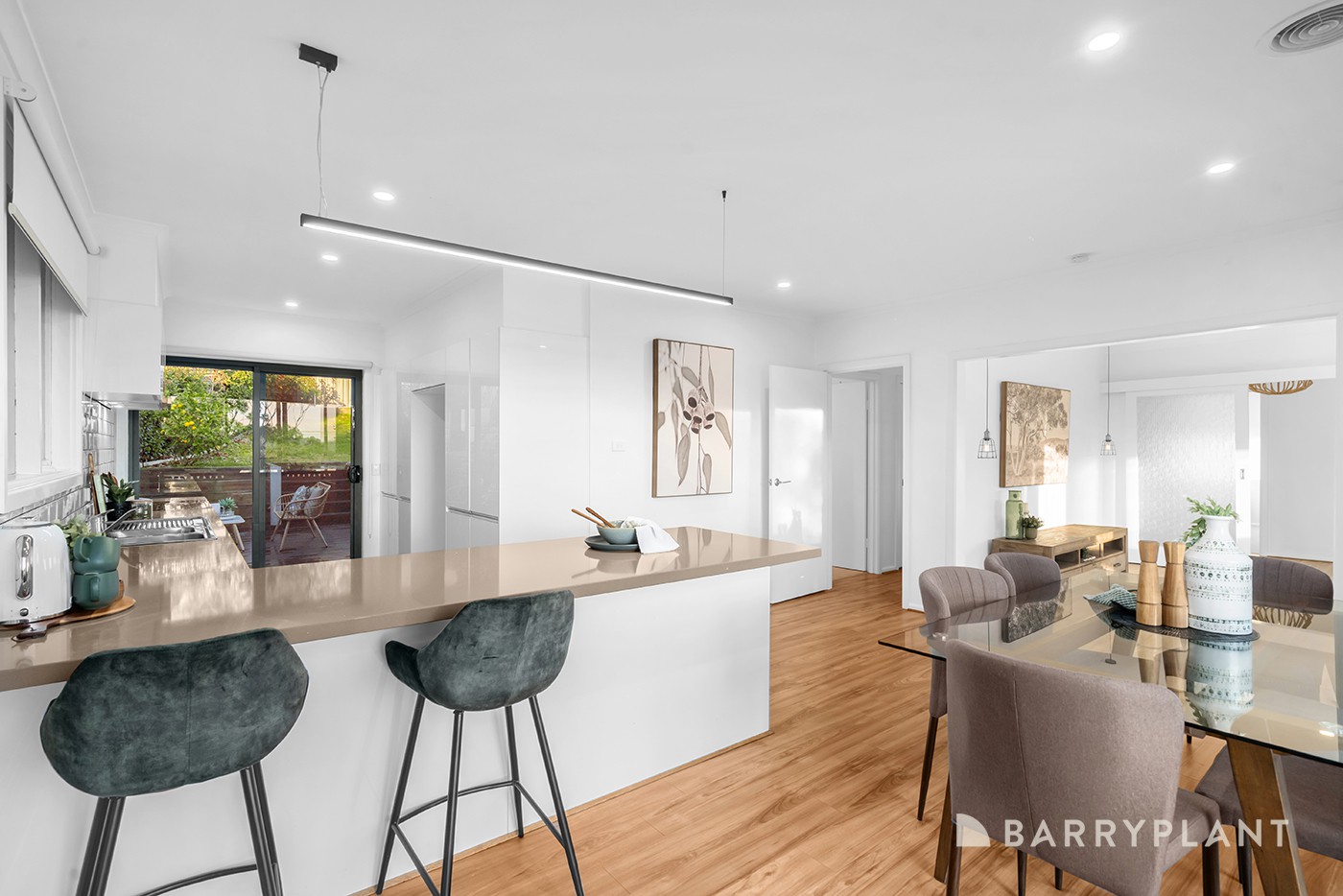 52 Huntingdale Drive, Chirnside Park, VIC 3116, Chirnside Park - Thumbnail 4