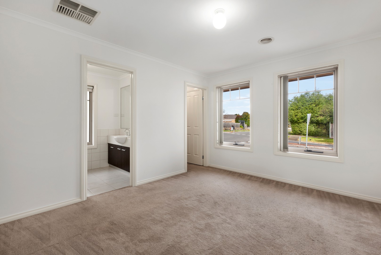 52 Jardier TerraceSouth Morang, VIC 3752  - Leased, South Morang - Thumbnail 5