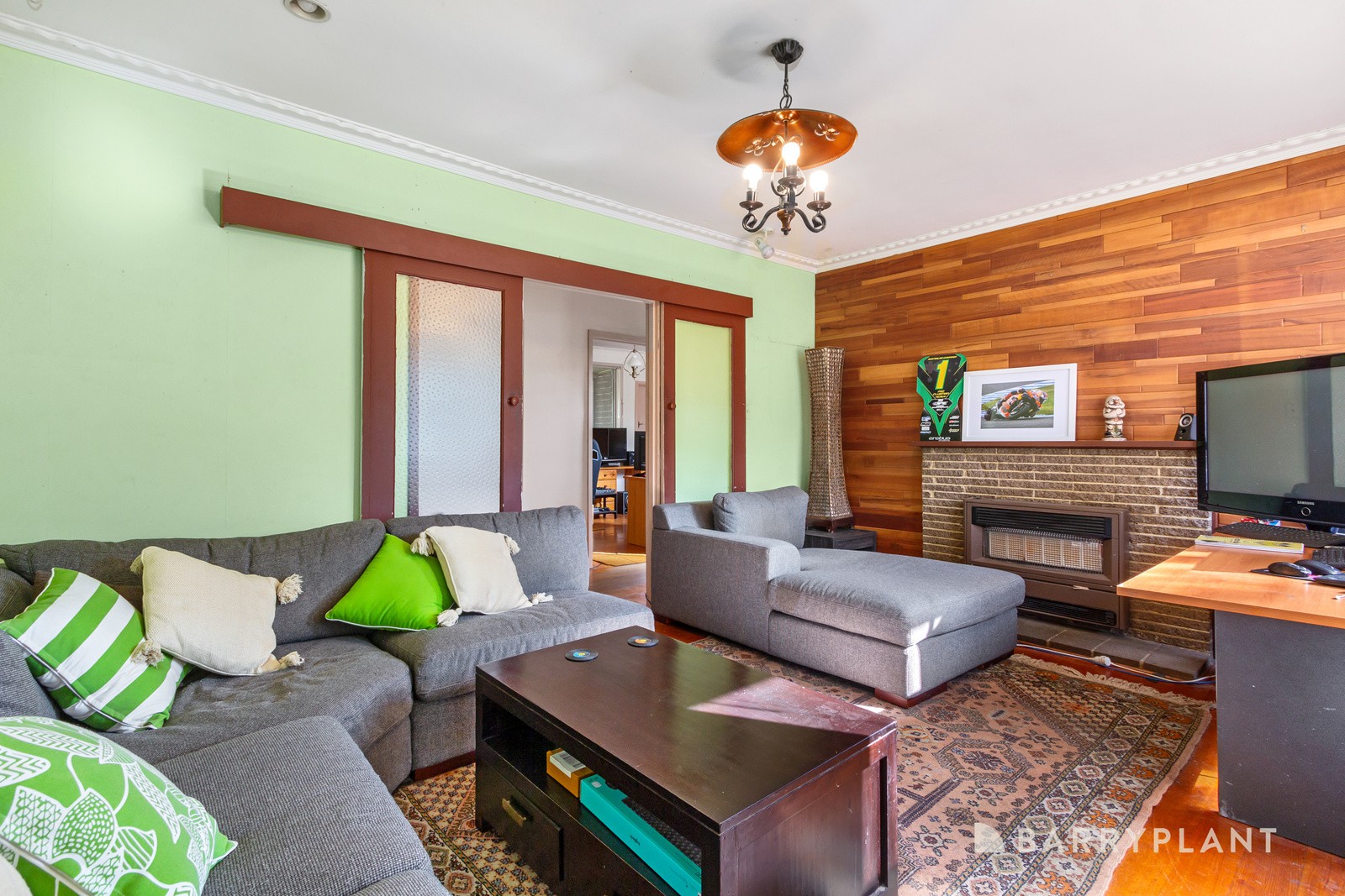 52 Johnson Drive, Ferntree Gully, VIC 3156, Ferntree Gully - Thumbnail 2
