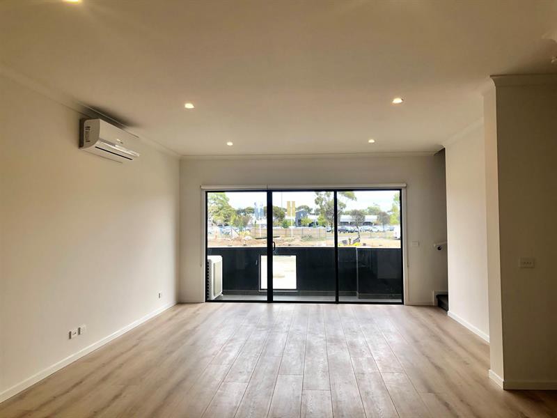 52 Kavanagh Crescent, Keilor Downs, VIC 3038, Keilor Downs - Thumbnail 5