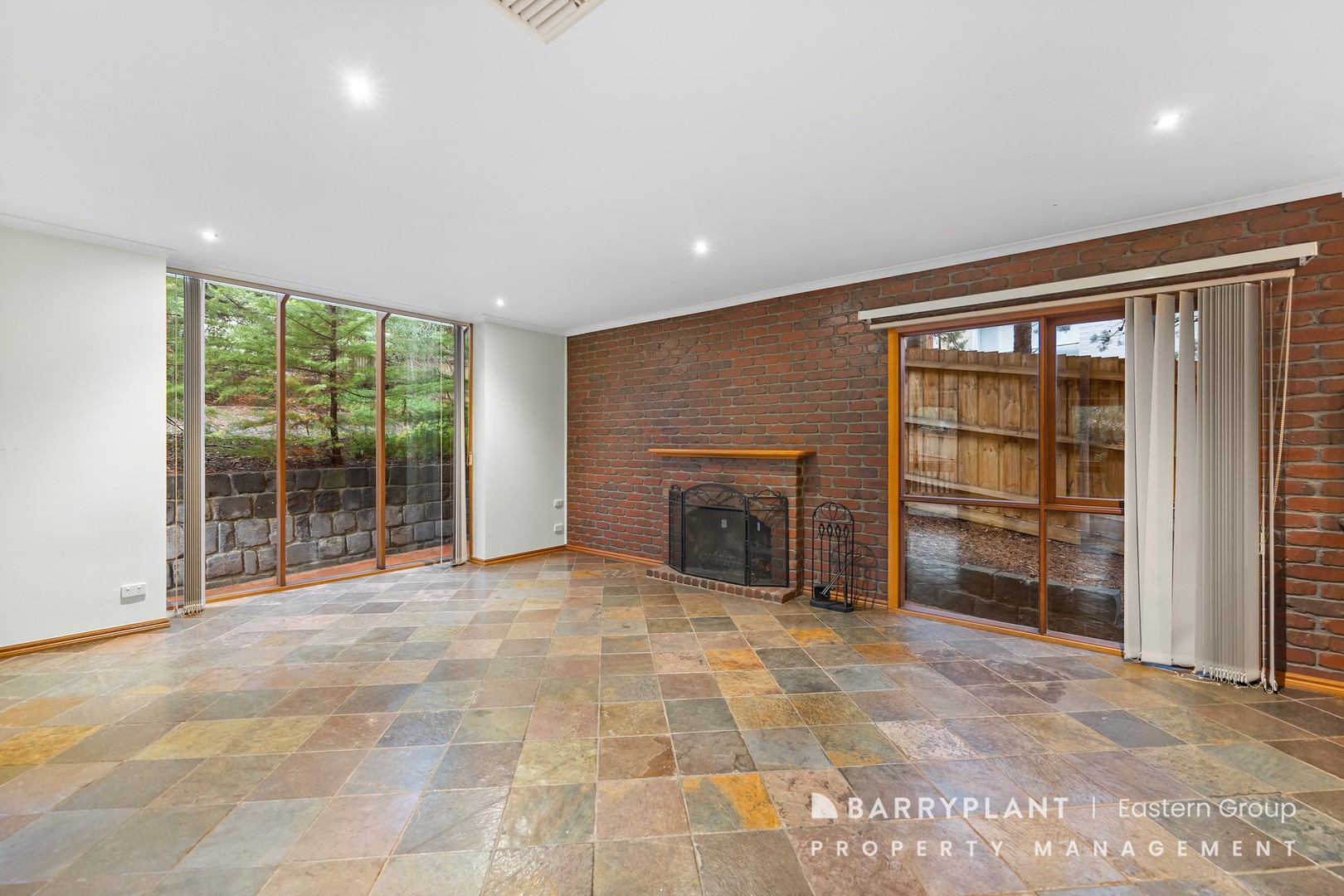 52 Kelway CrescentEltham North, vic 3095  - Leased, Eltham North - Thumbnail 4