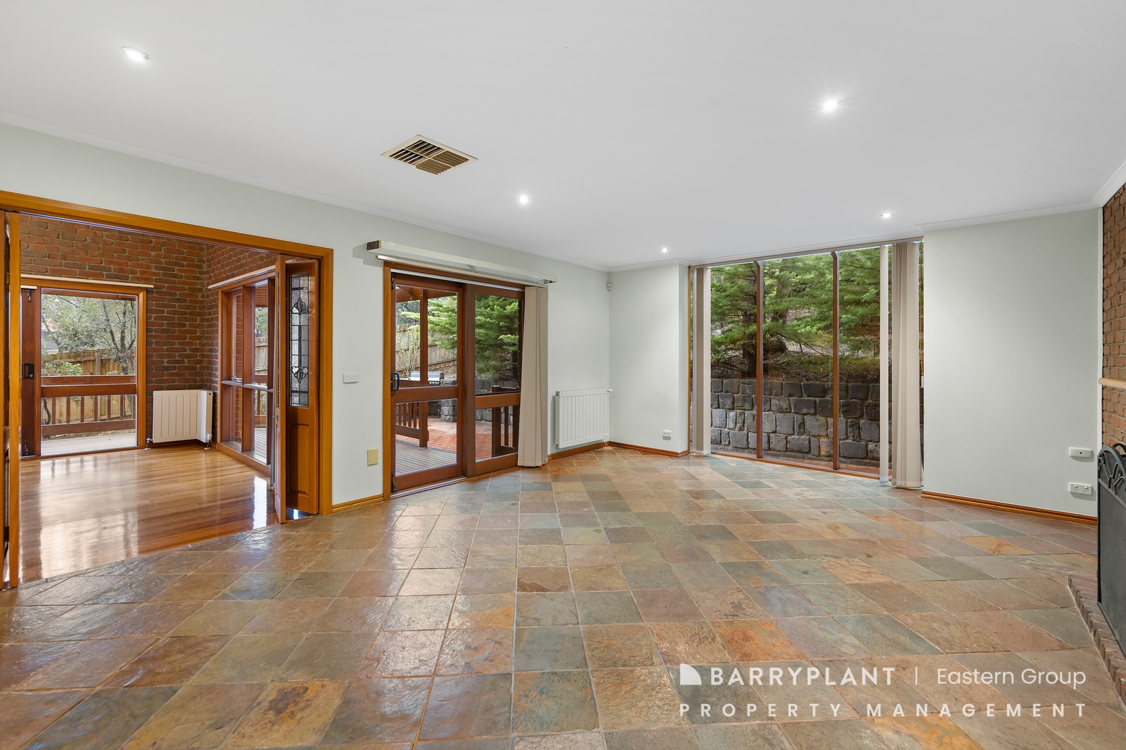 52 Kelway CrescentEltham North, vic 3095  - Leased, Eltham North - Thumbnail 5