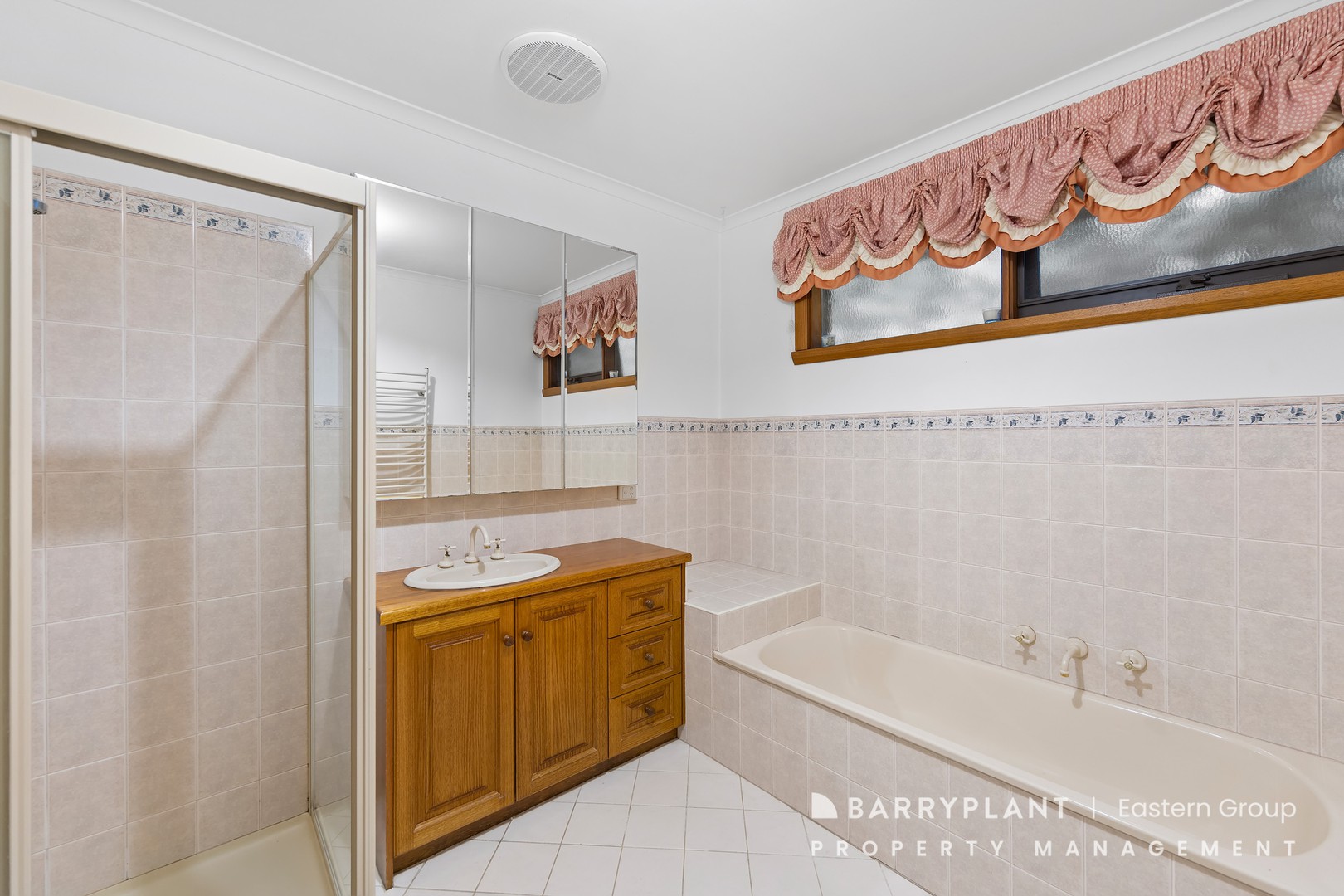 52 Kelway CrescentEltham North, vic 3095  - Leased, Eltham North - Thumbnail 8