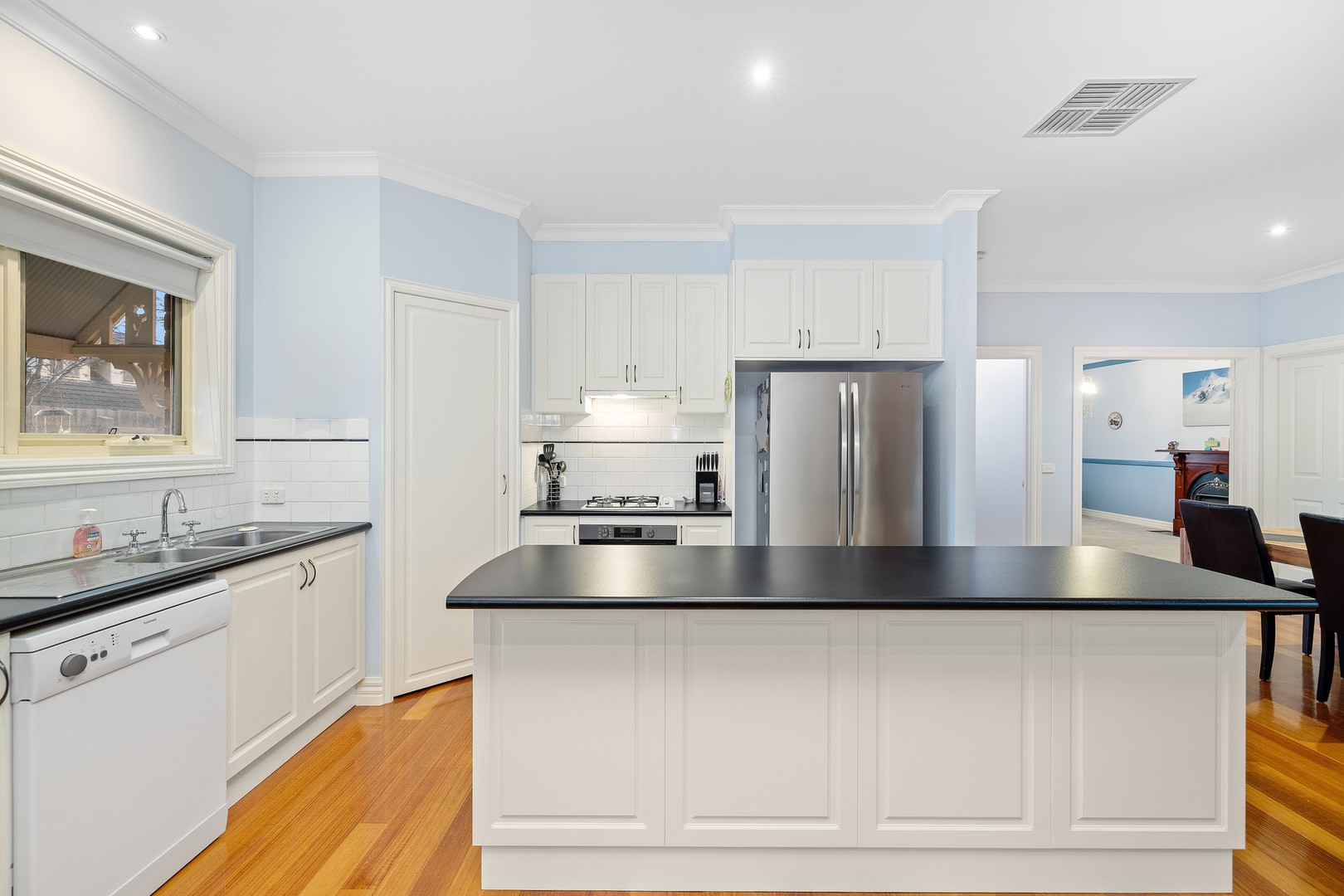 52 Lancaster Drive, Point Cook, VIC 3030, Point Cook - Thumbnail 3