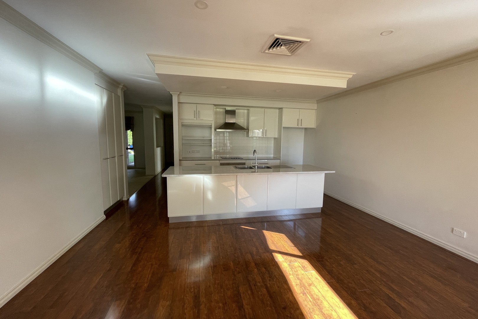 52 Leicester Street, Mildura, VIC 3500, Mildura - Thumbnail 3