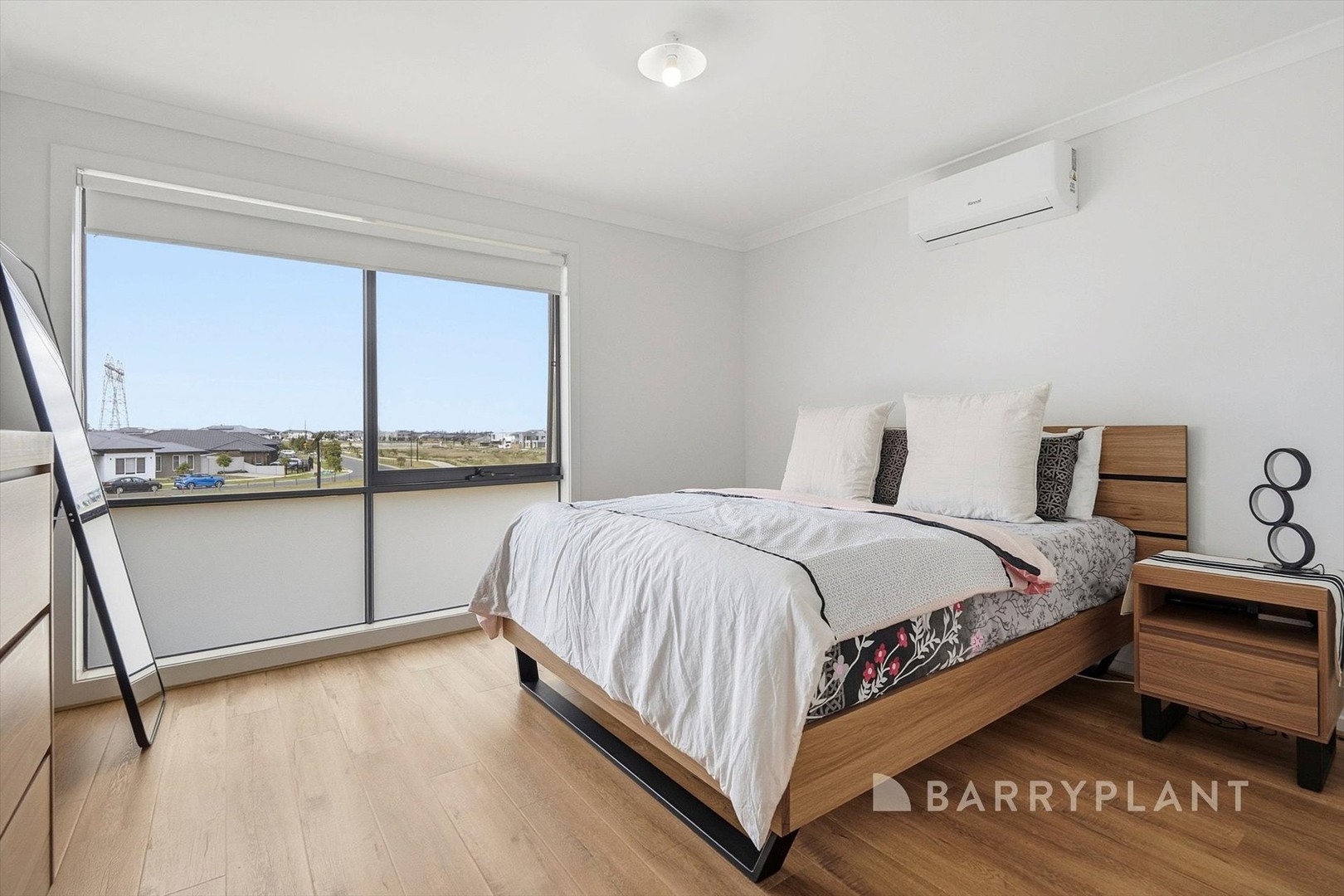 52 Lombardy Walk, Deanside, VIC 3336, Deanside - Thumbnail 8