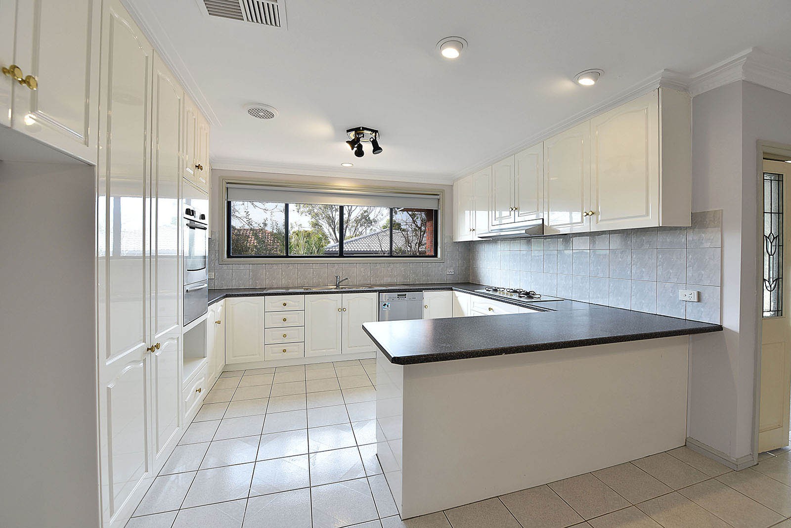 52 Marriot Rd, Keilor Downs, VIC 3038 - Thumbnail 2 - 03/02/2026