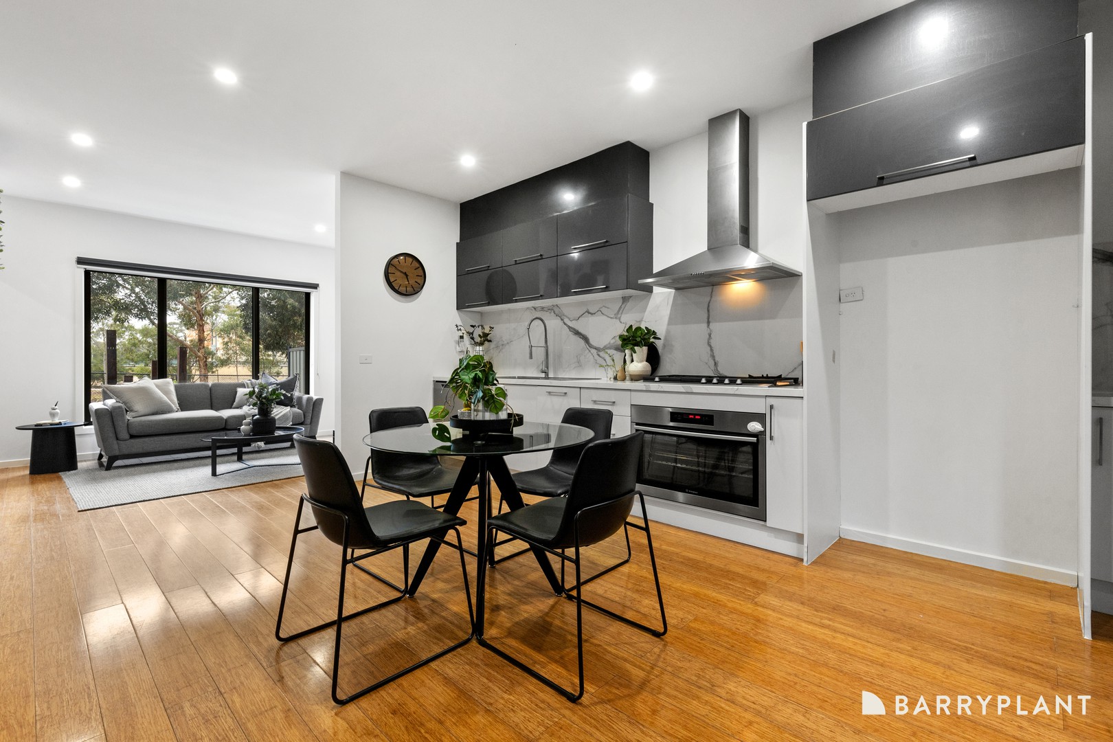 52 Matthews Street, Sunshine, VIC 3020, Sunshine - Thumbnail 4
