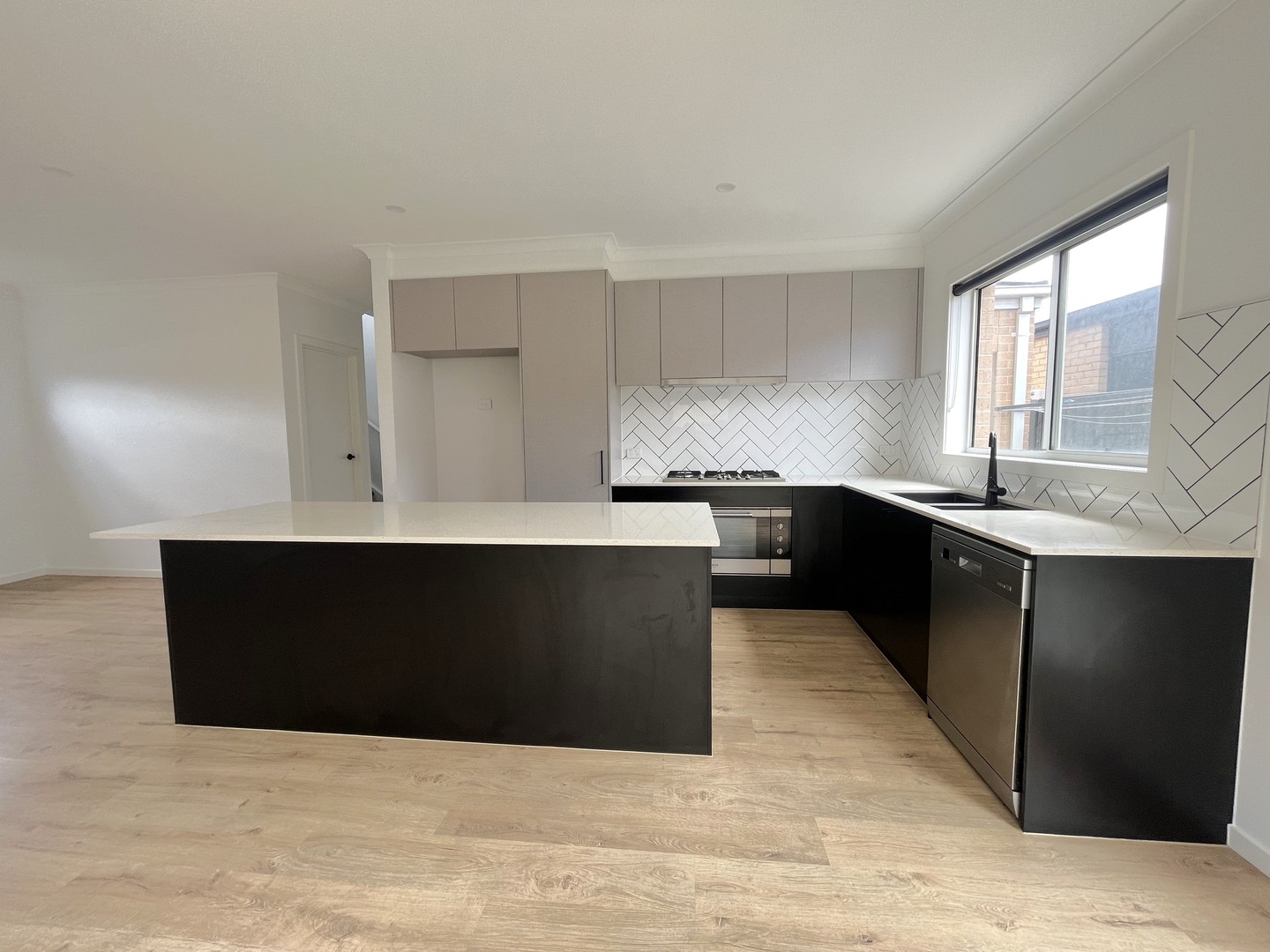 52 Navigator  Drive, Corio, VIC 3214, Corio - Thumbnail 3
