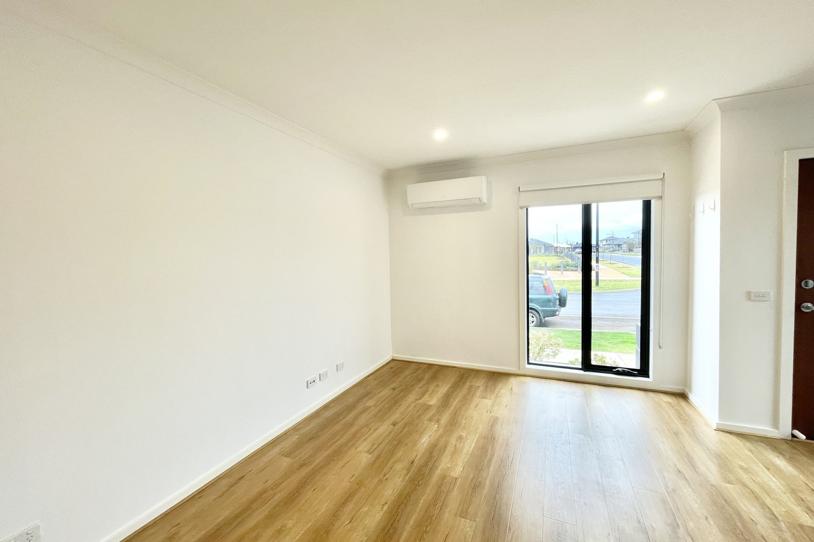52 Panaia Boulevard, Truganina, VIC 3029, Truganina - Thumbnail 3