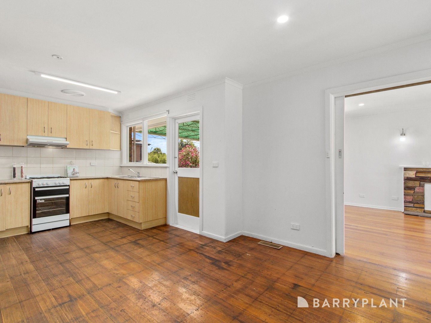 52 Peacock Street, Burwood, VIC 3125, Burwood - Thumbnail 7