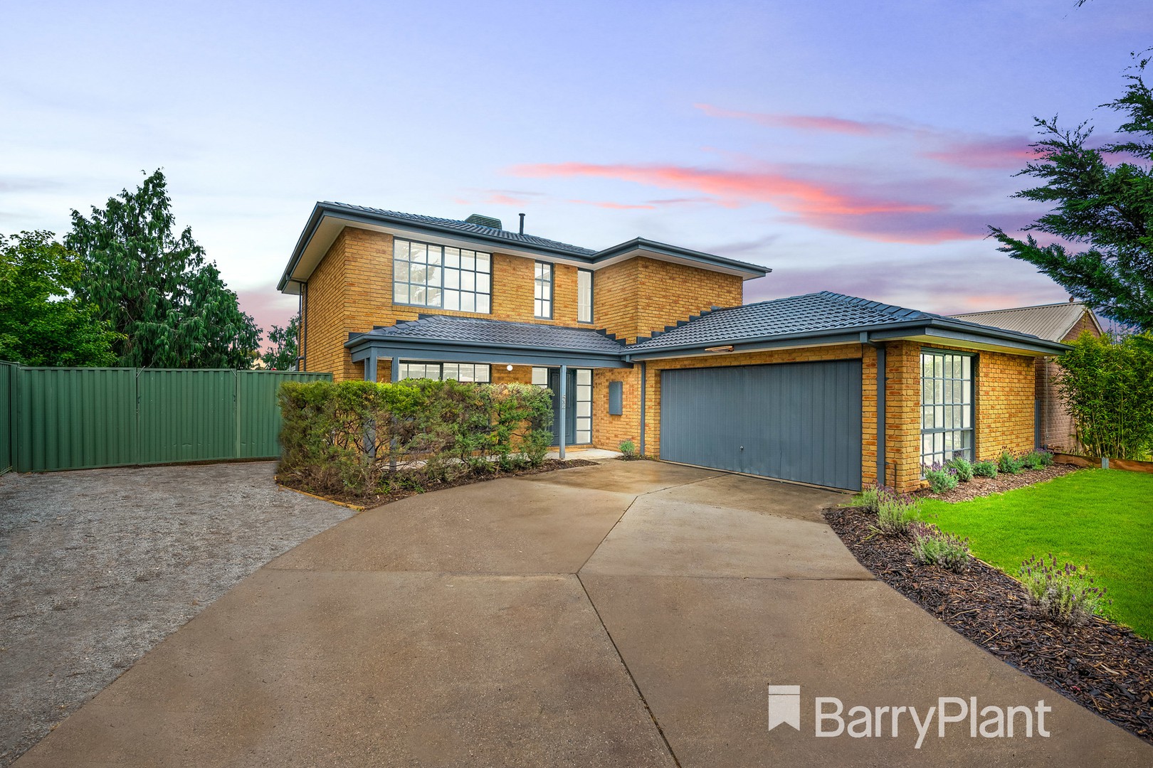 52 Pinnacle Crescent, Brookfield, VIC 3338, Brookfield - Thumbnail 4