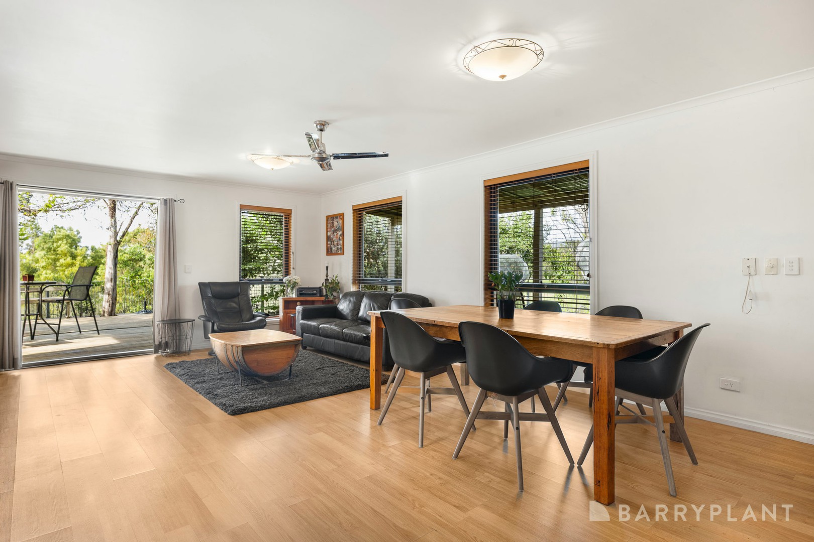 52 Pinoak Drive, Yarra Glen, VIC 3775 - Thumbnail 2 - 05/01/2026