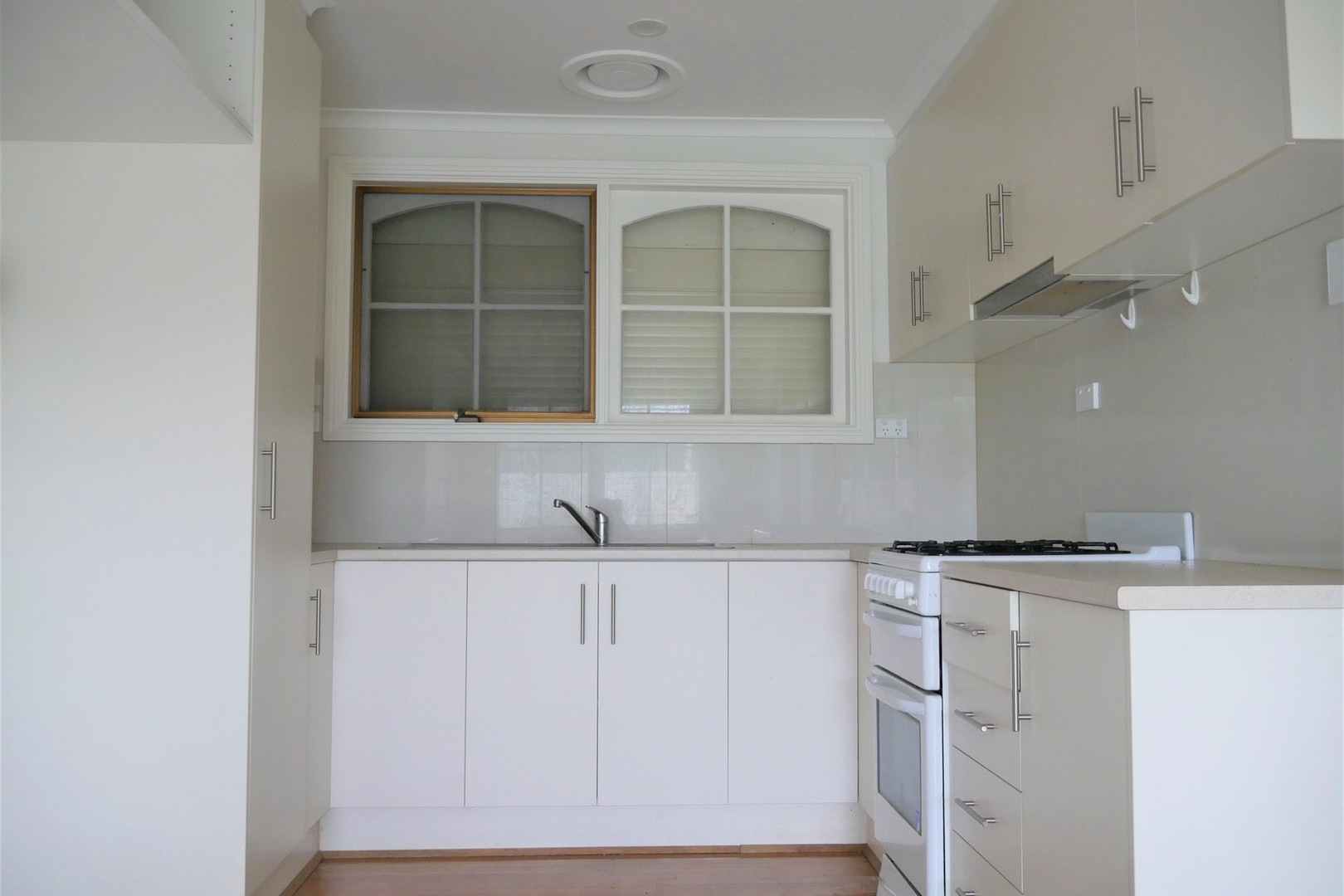 52 Rees Road, Melton South, VIC 3338, Melton South - Thumbnail 4