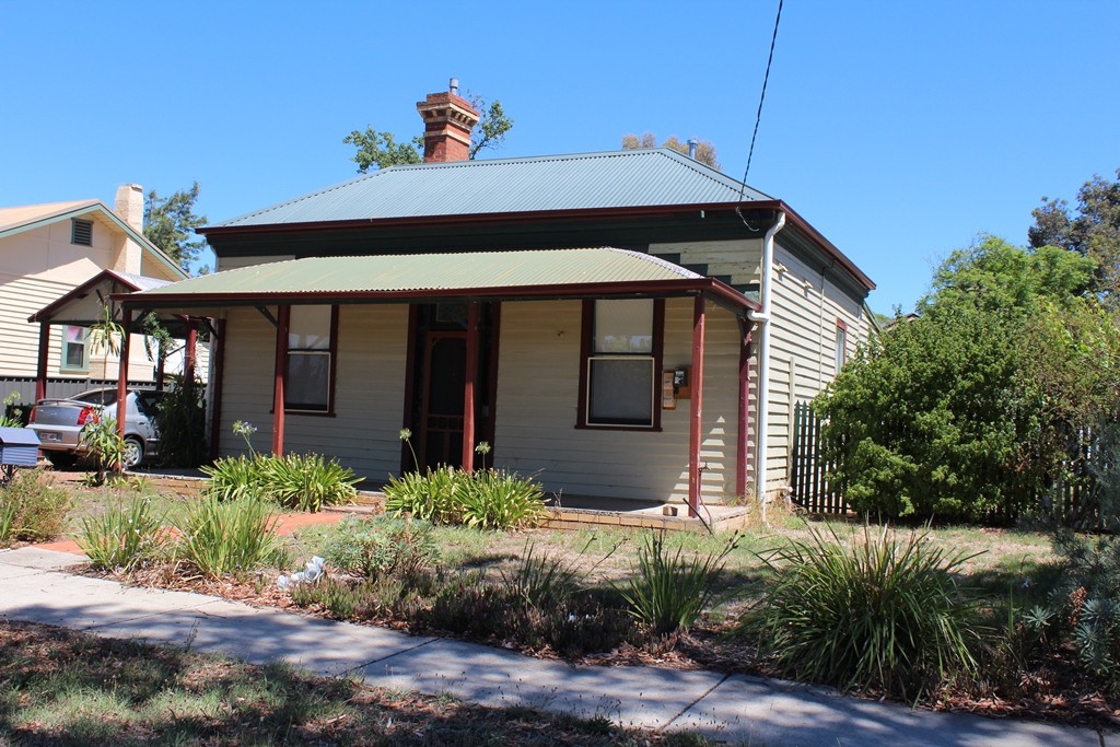 52 Reginald StreetQuarry Hill, VIC 3550  - Leased, Quarry Hill - Thumbnail 2