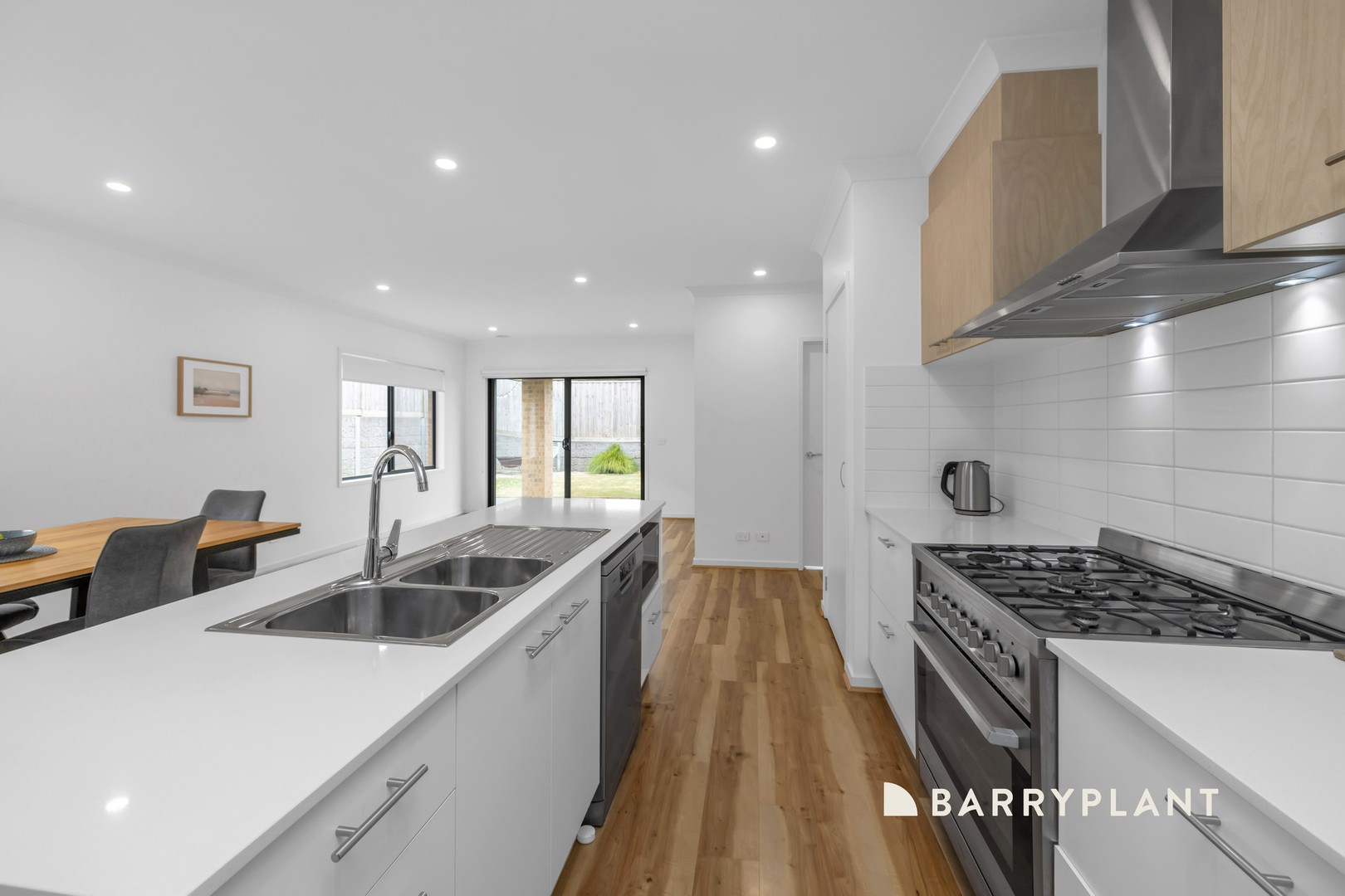 52 Skyline Drive, Warragul, VIC 3820, Warragul - Thumbnail 4