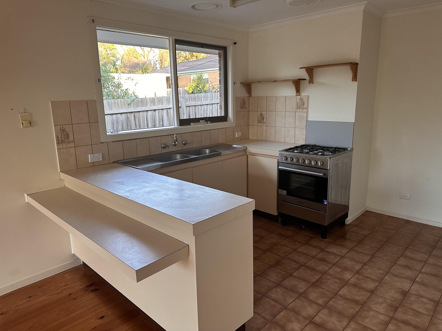 52 Sullivan Avenue, Lysterfield, VIC 3156, Lysterfield - Thumbnail 3