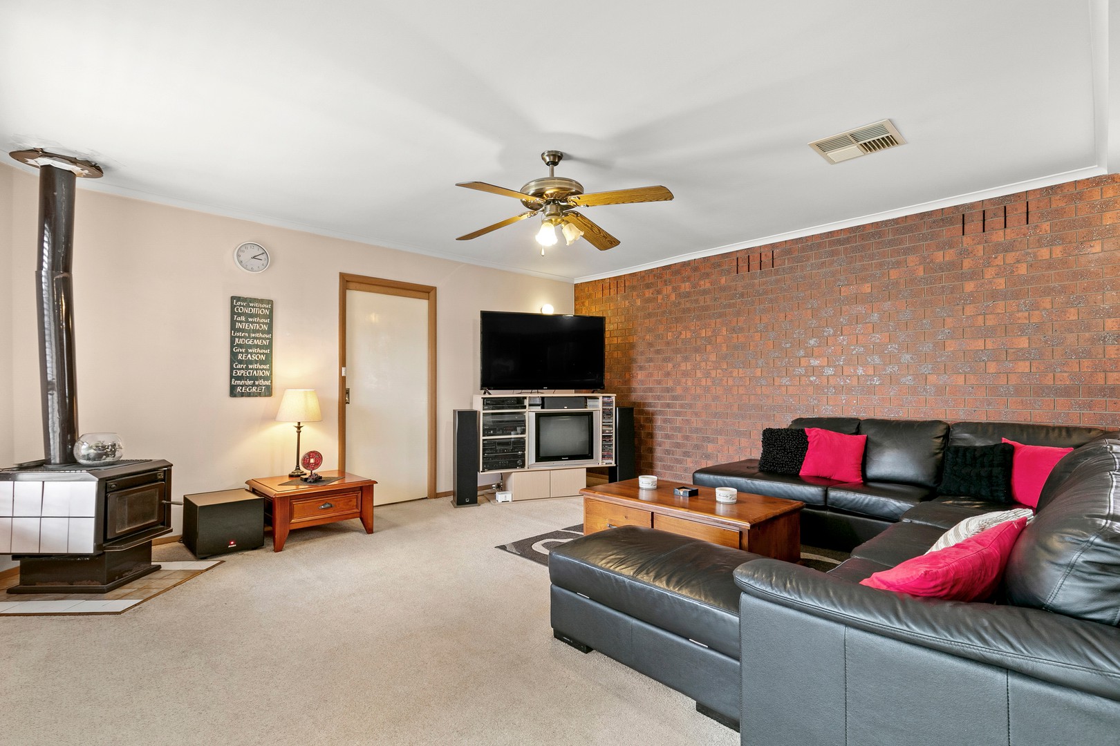 52 Swan Street, Keilor Park, VIC 3042, Keilor Park - Thumbnail 6