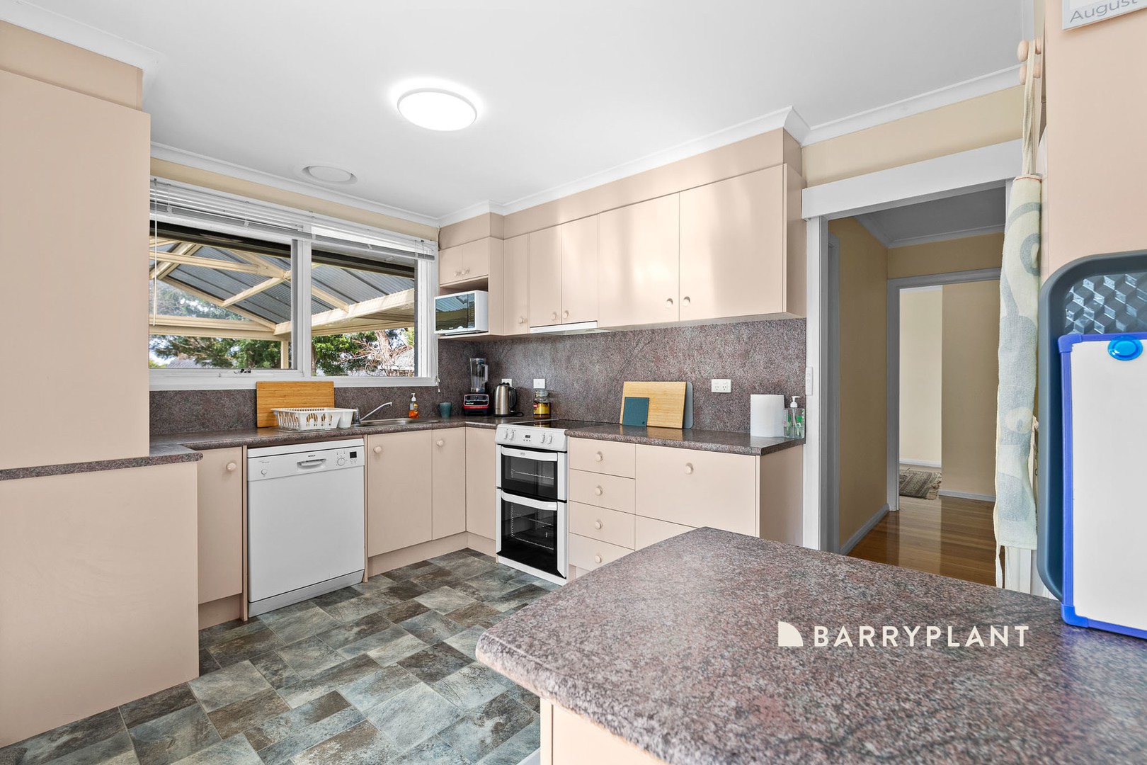52 Sweet Gum Avenue, Narre Warren, VIC 3805, Narre Warren - Thumbnail 6