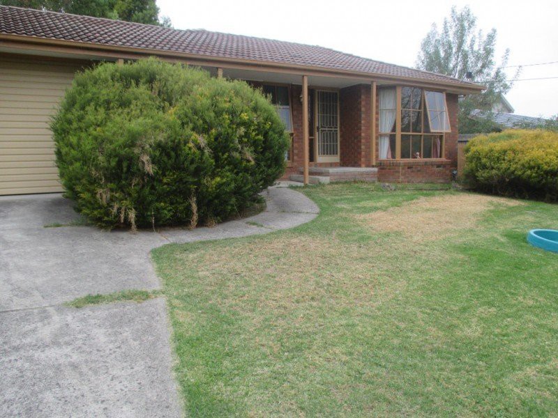 52 Wandana Crescent, Mooroolbark, VIC 3138 - Image - 15/01/2026