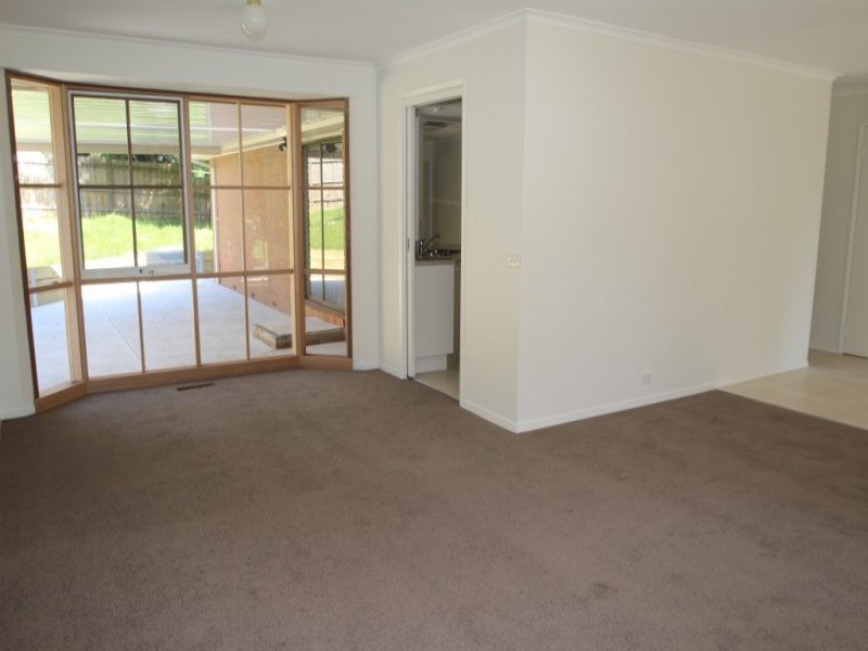52 Wandana Crescent, Mooroolbark, VIC 3138, Mooroolbark - Thumbnail 6