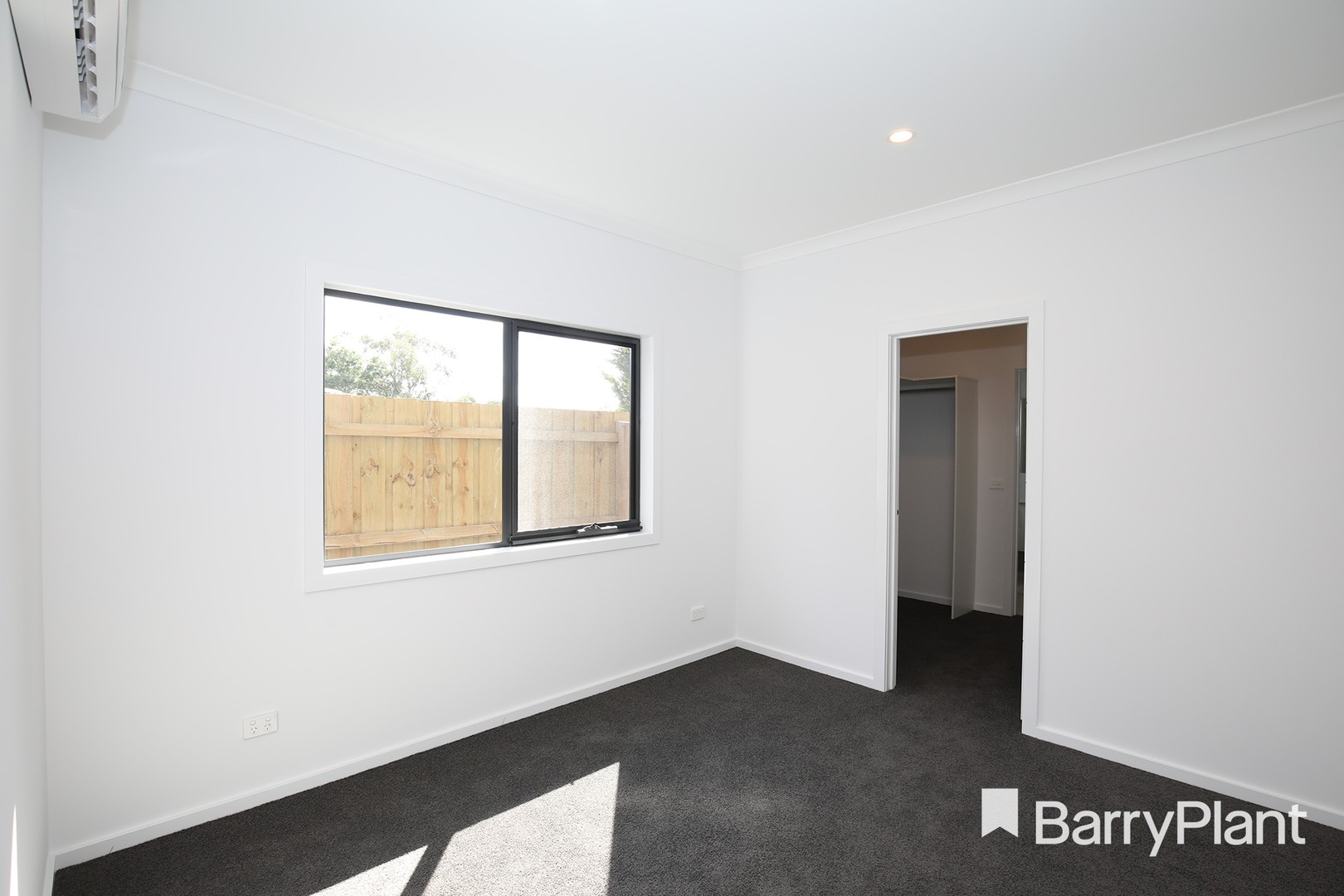 52B Newman Road, Mooroolbark, VIC 3138, Mooroolbark - Thumbnail 5