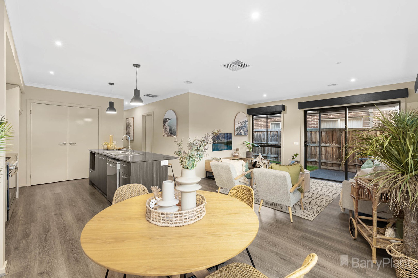 53 Arlington Avenue, Pakenham, VIC 3810, Pakenham - Thumbnail 2