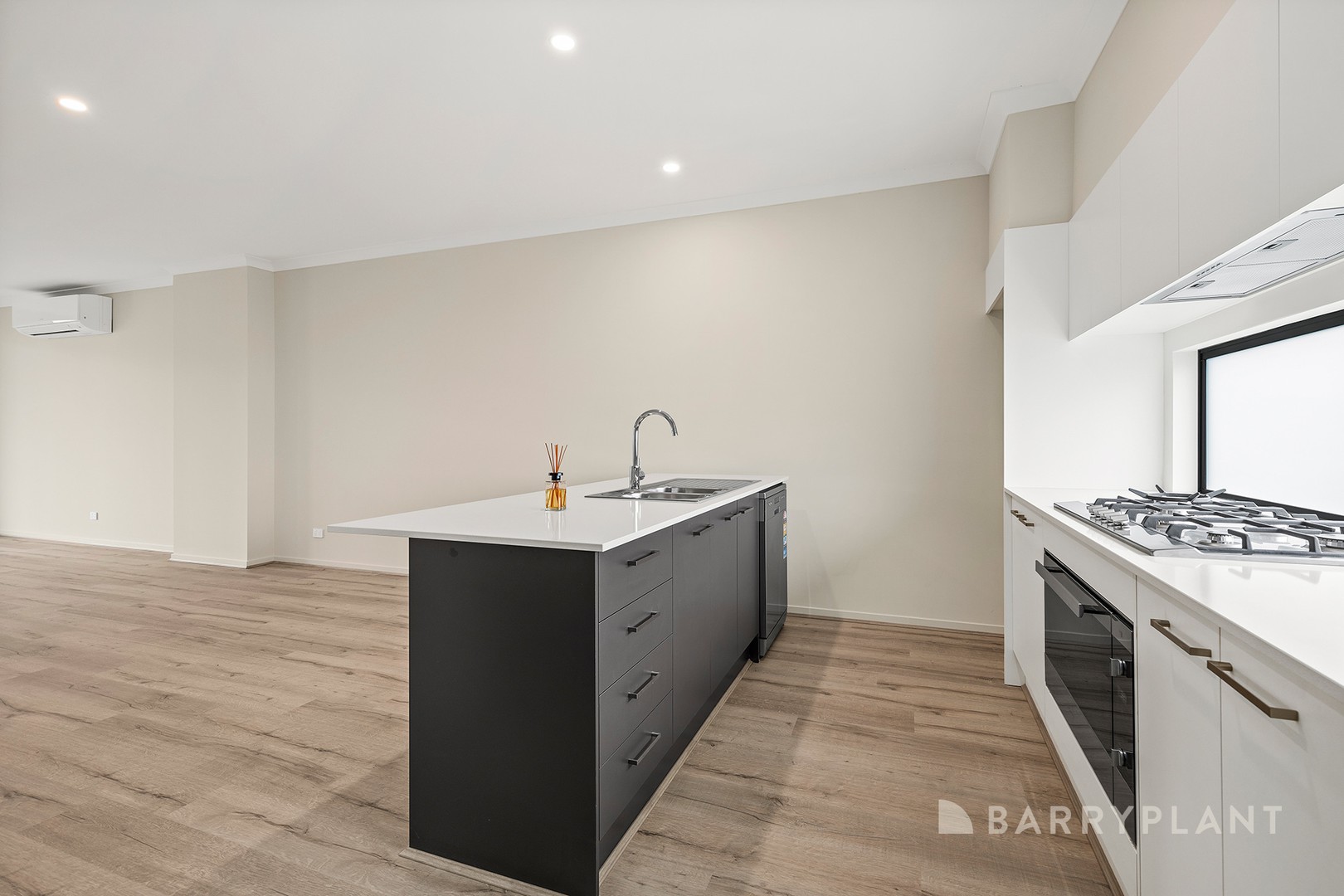53 Cushen Place, Broadmeadows, VIC 3047, Broadmeadows - Thumbnail 4