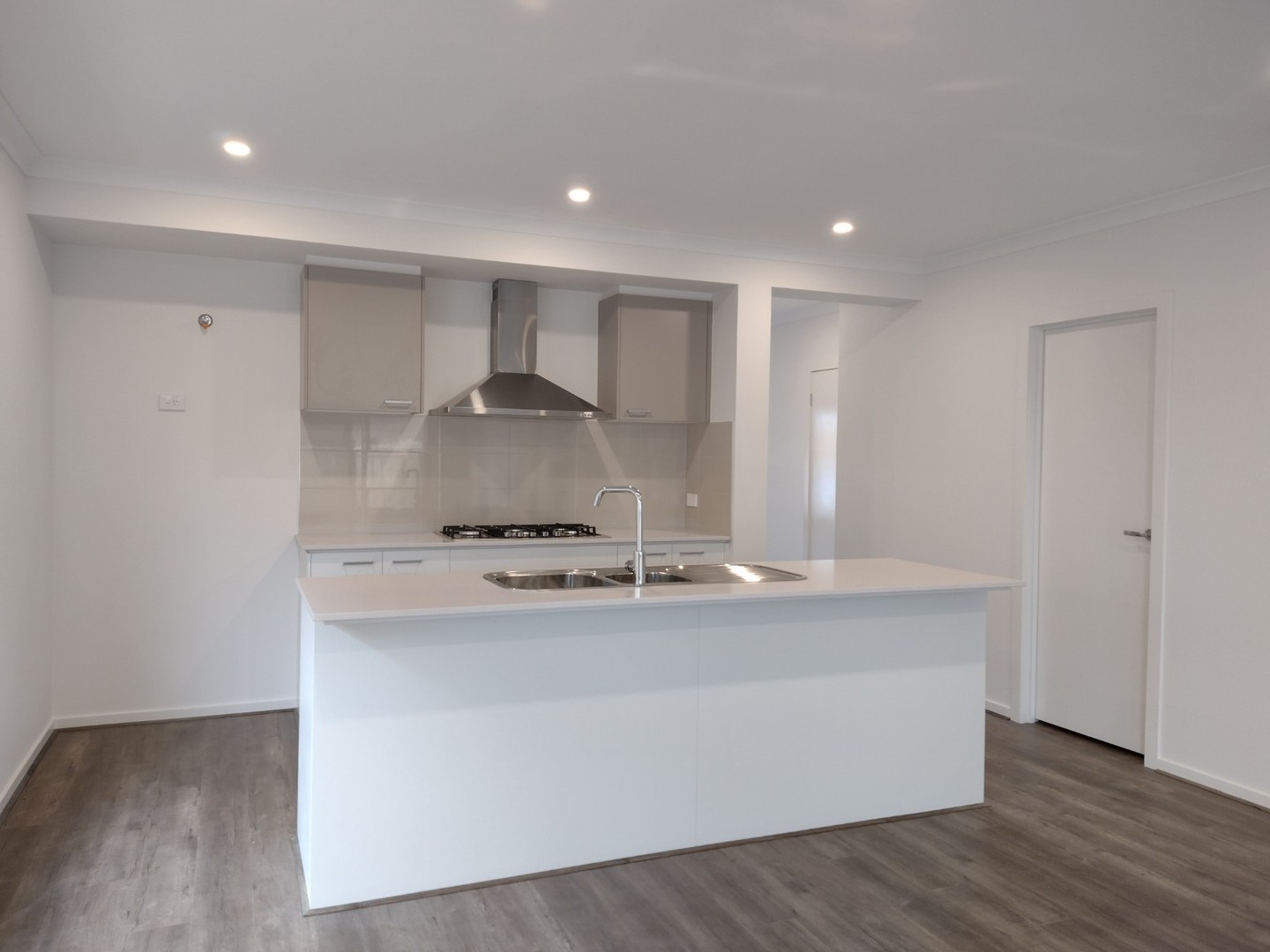 53 Dandelion Crescent, Rockbank, VIC 3335, Rockbank - Thumbnail 2