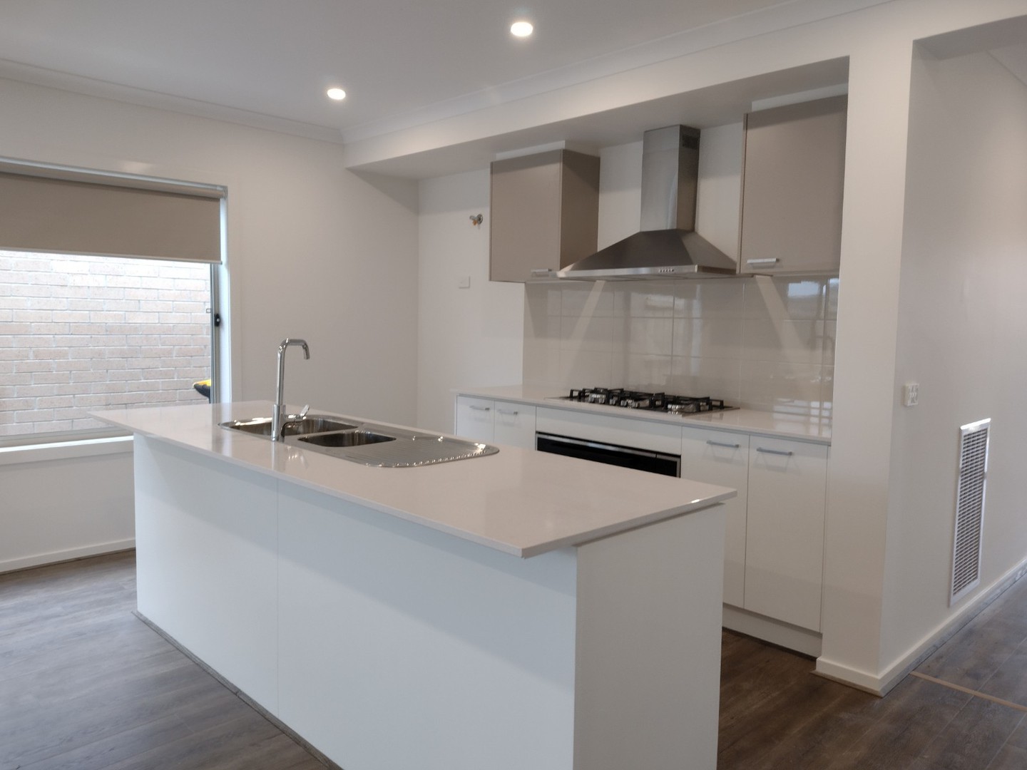 53 Dandelion Crescent, Rockbank, VIC 3335, Rockbank - Thumbnail 3