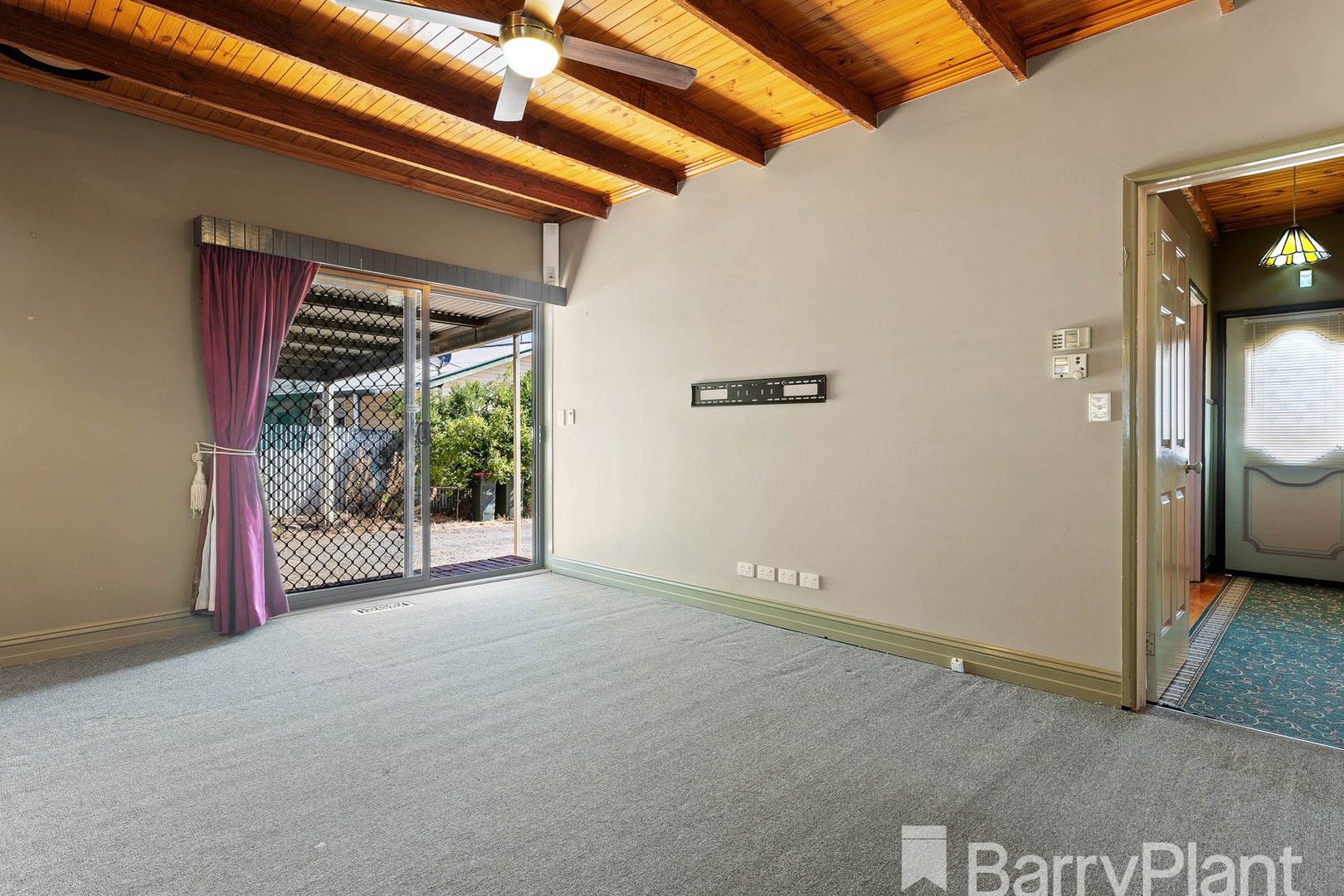 53 Derby Road, Maryborough, VIC 3465, Maryborough - Thumbnail 5