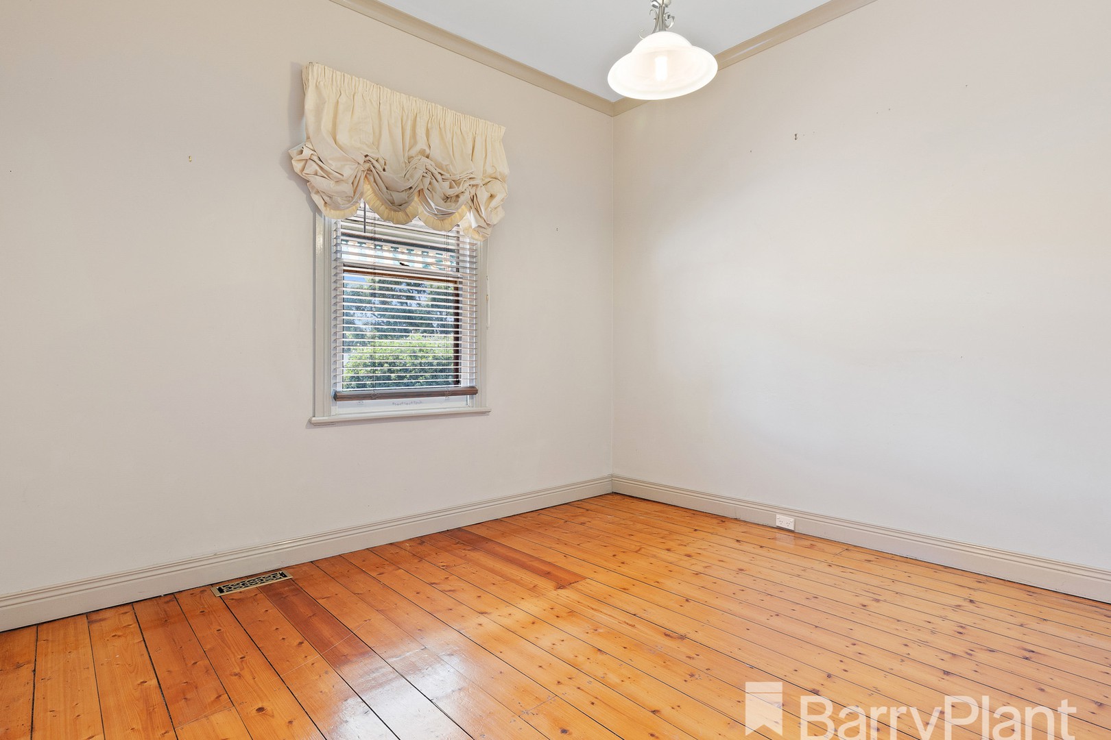 53 Derby Road, Maryborough, VIC 3465, Maryborough - Thumbnail 6