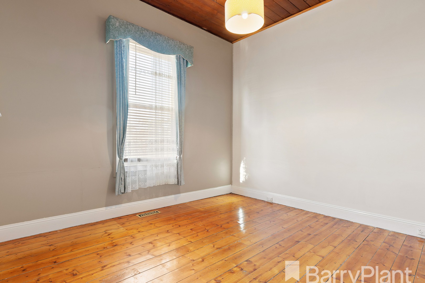 53 Derby Road, Maryborough, VIC 3465, Maryborough - Thumbnail 8