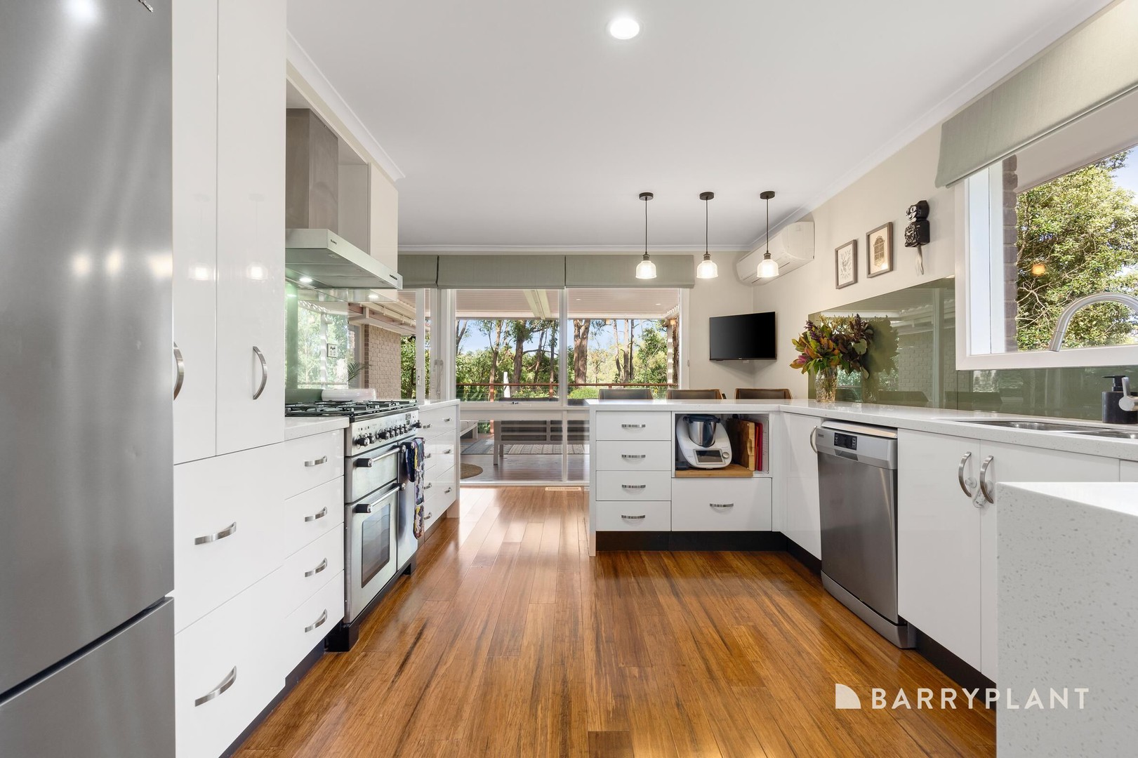 53 Fern Glade Drive, Emerald, VIC 3782, Emerald - Thumbnail 3