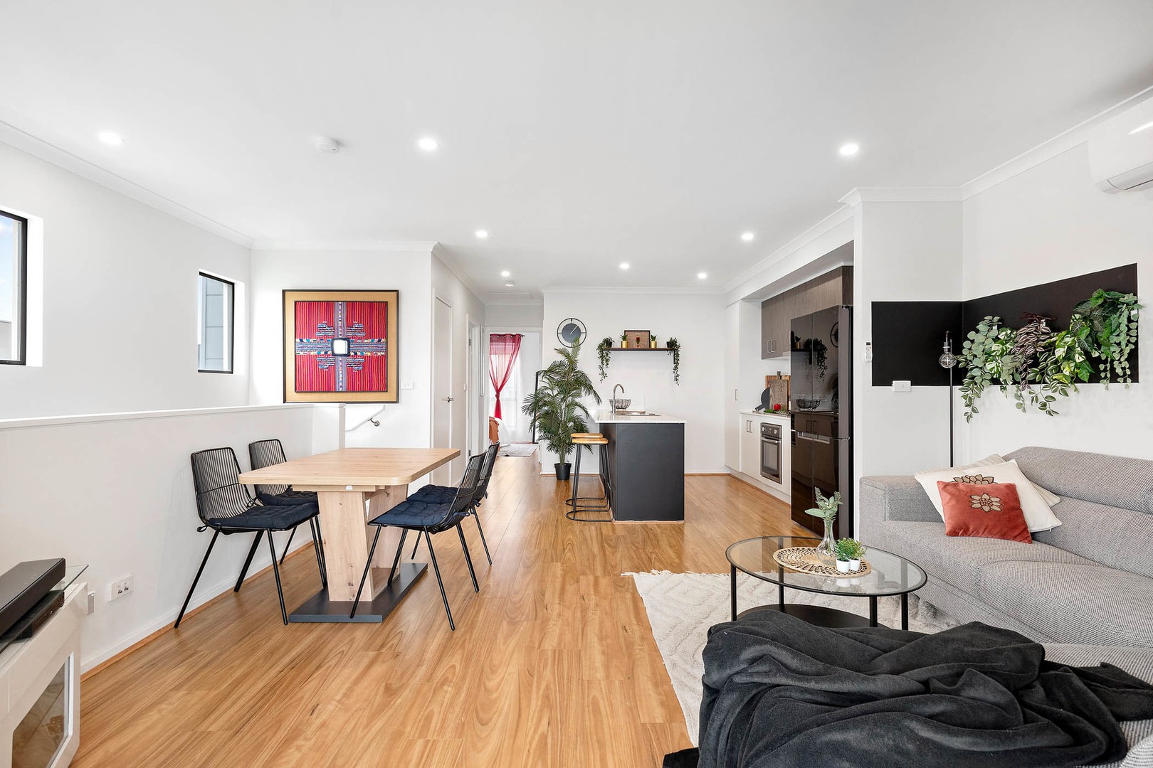 53 Flicka Boulevard, Cranbourne West, VIC 3977, Cranbourne West - Thumbnail 4