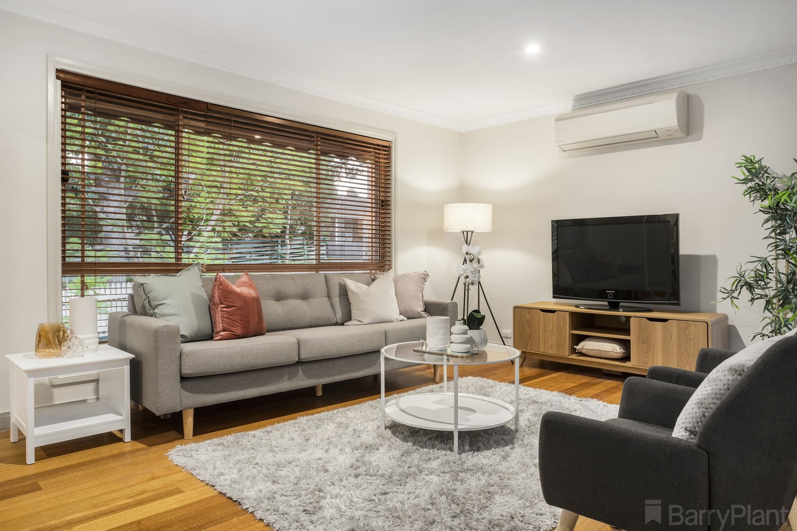 53 Ford Street, Ringwood, VIC 3134, Ringwood - Thumbnail 2