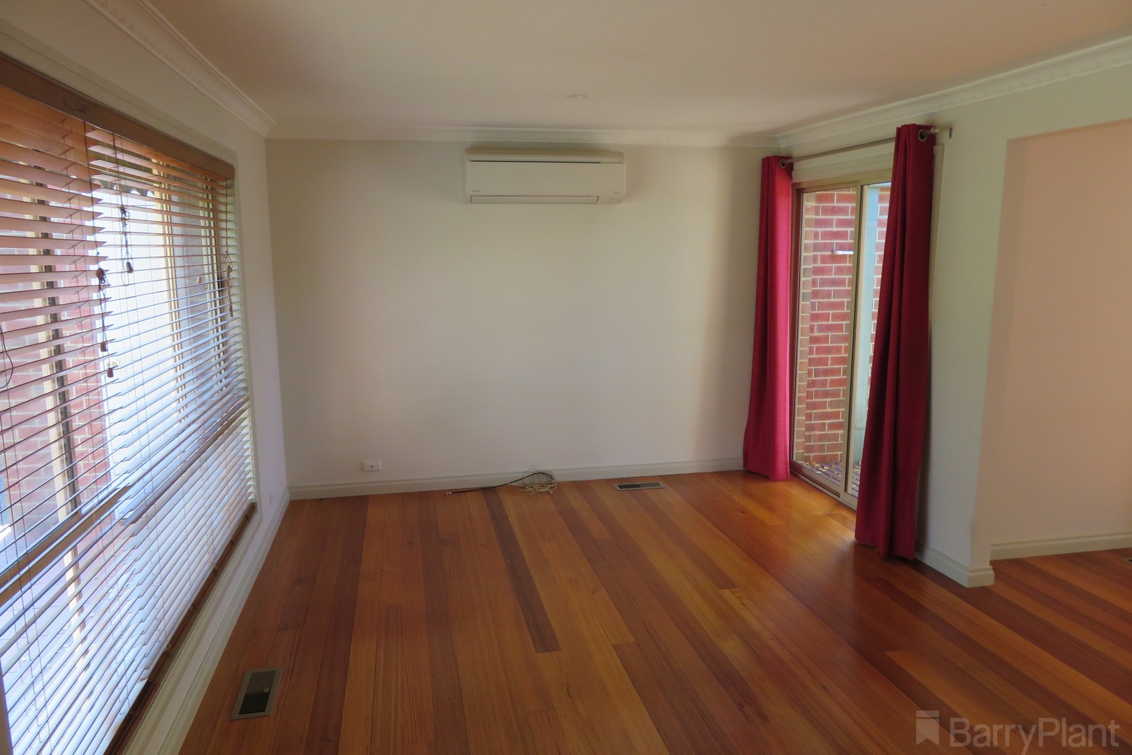 53 Ford Street, Ringwood, VIC 3134 - Thumbnail 2 - 23/12/2021