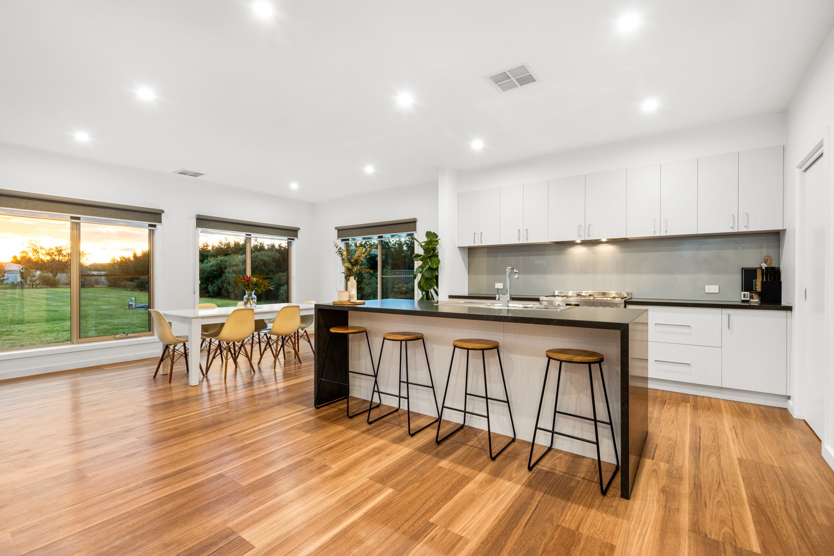 53 Giles Drive, Bannockburn, VIC 3331, Bannockburn - Thumbnail 5
