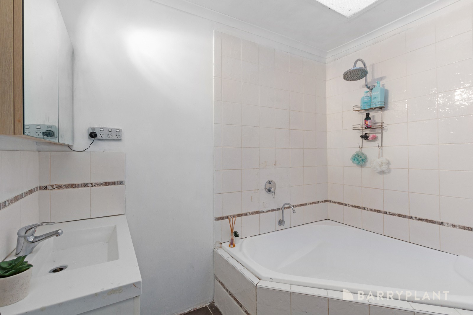 53 Gladesville Drive, Kilsyth, VIC 3137, Kilsyth - Thumbnail 7