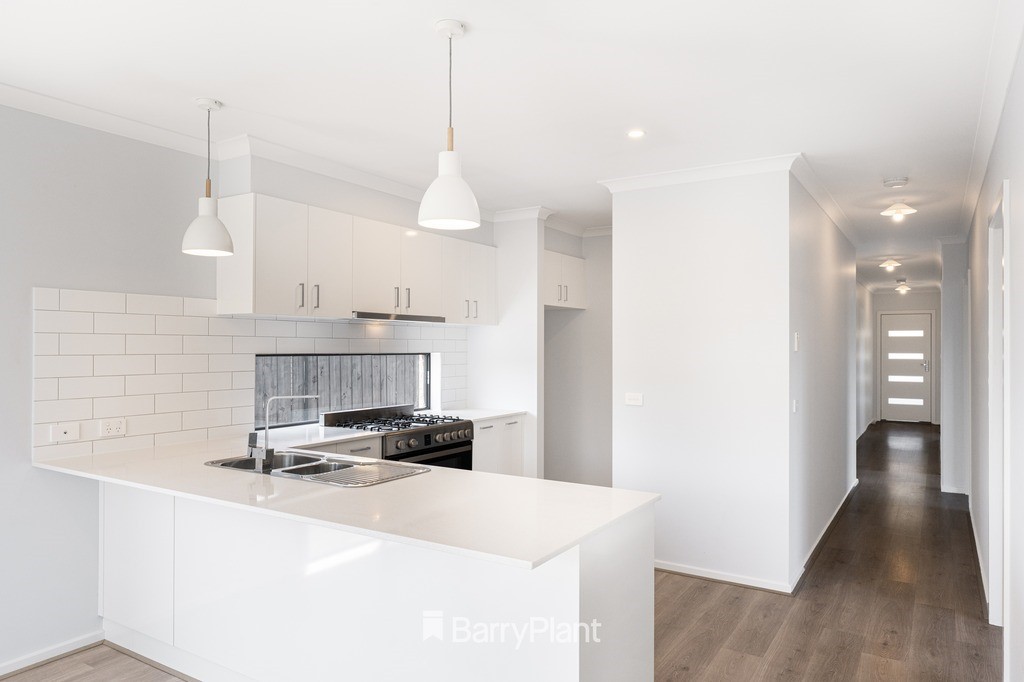 53 Greyjoy Road, Charlemont, VIC 3217, Charlemont - Thumbnail 2