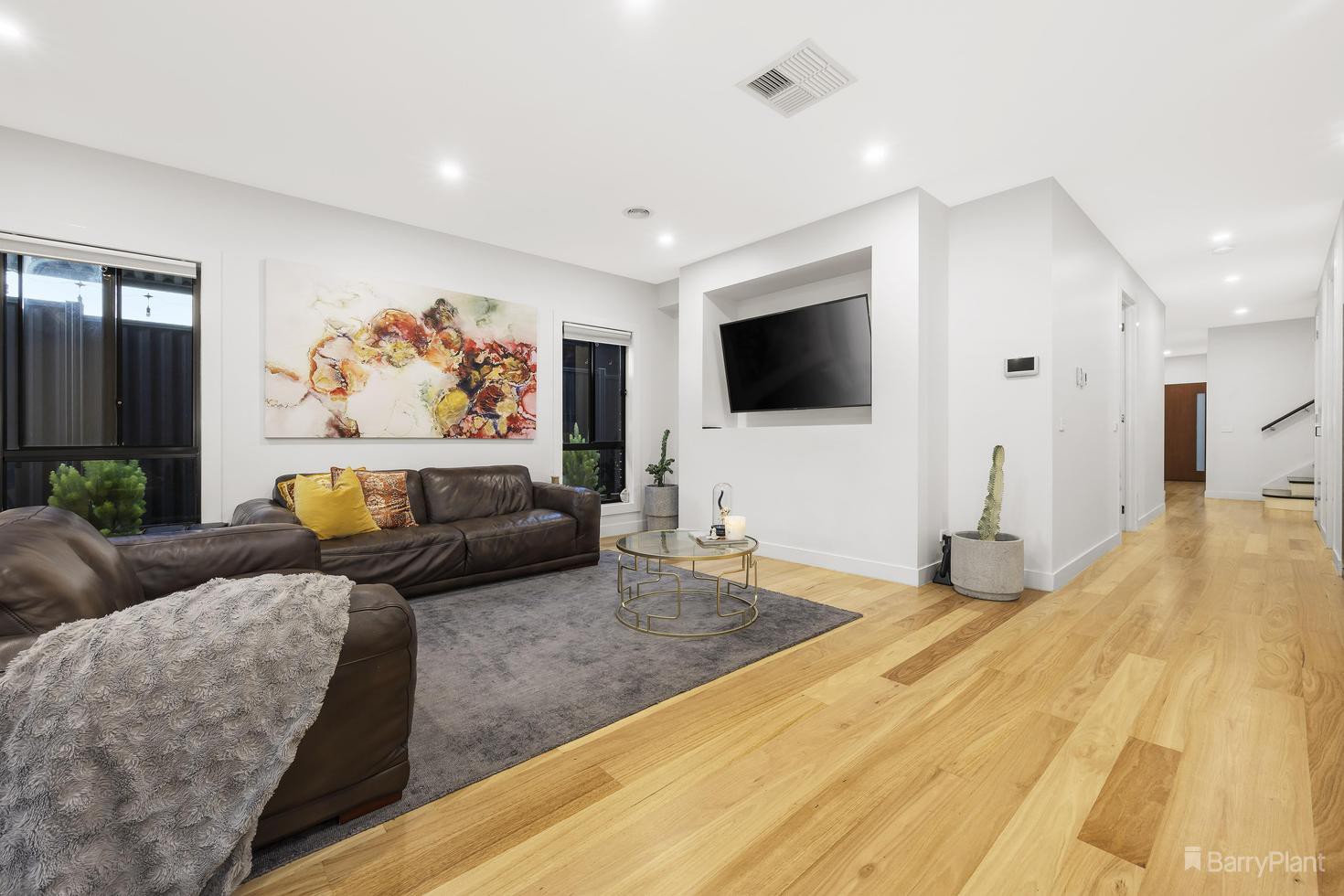 53 Hendersons Road, Epping, VIC 3076, Epping - Thumbnail 2