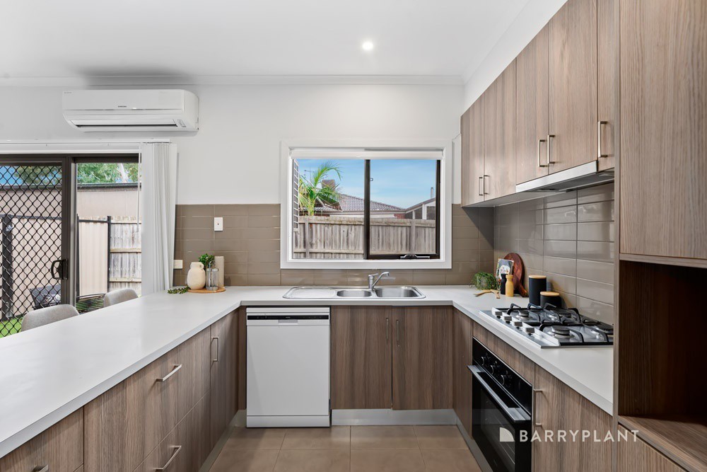 53 King Parrot Way, Whittlesea, VIC 3757, Whittlesea - Thumbnail 4