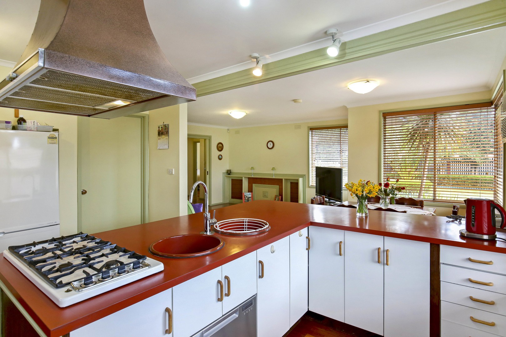 53 Mahoneys Road, Reservoir, VIC 3073, Reservoir - Thumbnail 2