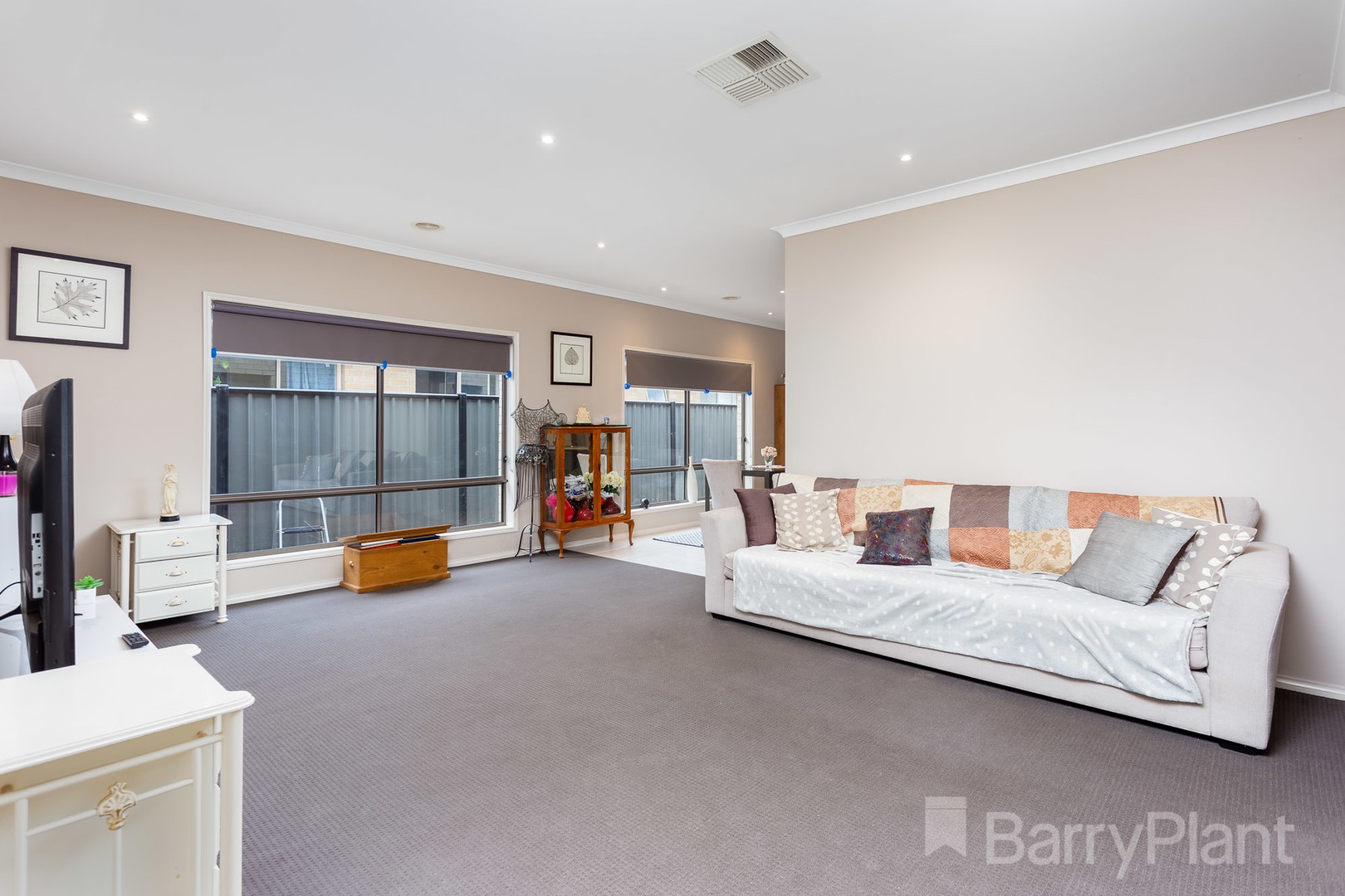 53 Nossal Drive, Point Cook, VIC 3030, Point Cook - Thumbnail 4